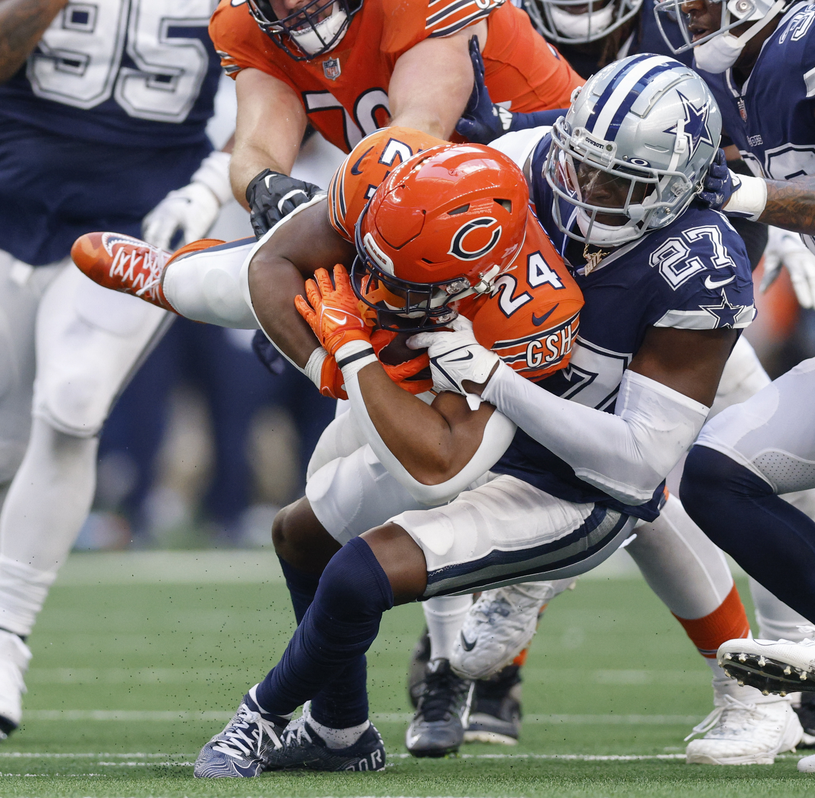 Damone Clark Flashes in Cowboys Debut vs. Bears