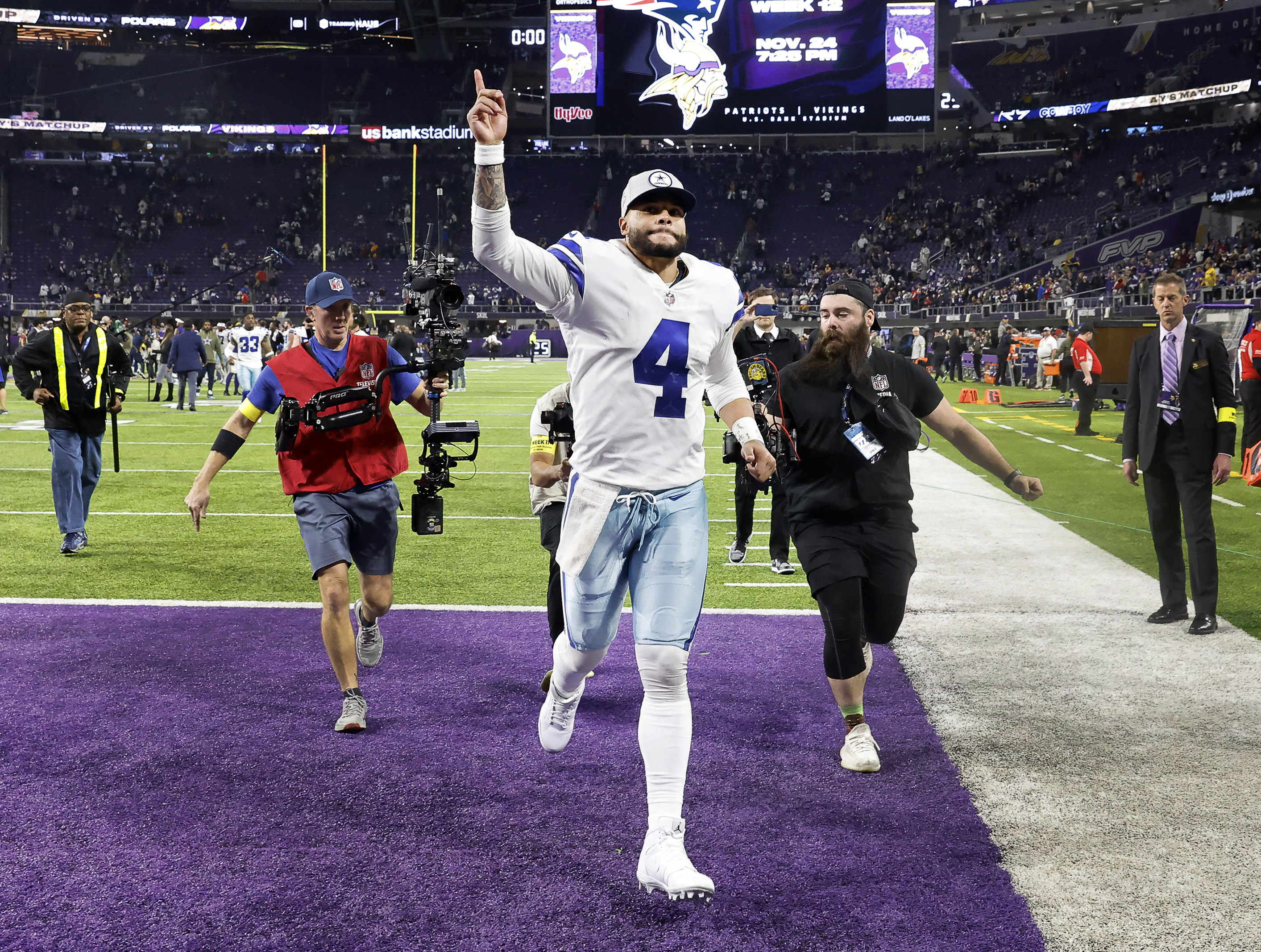 Dak Prescott says he is recruiting Odell Beckham Jr. for the Cowboys