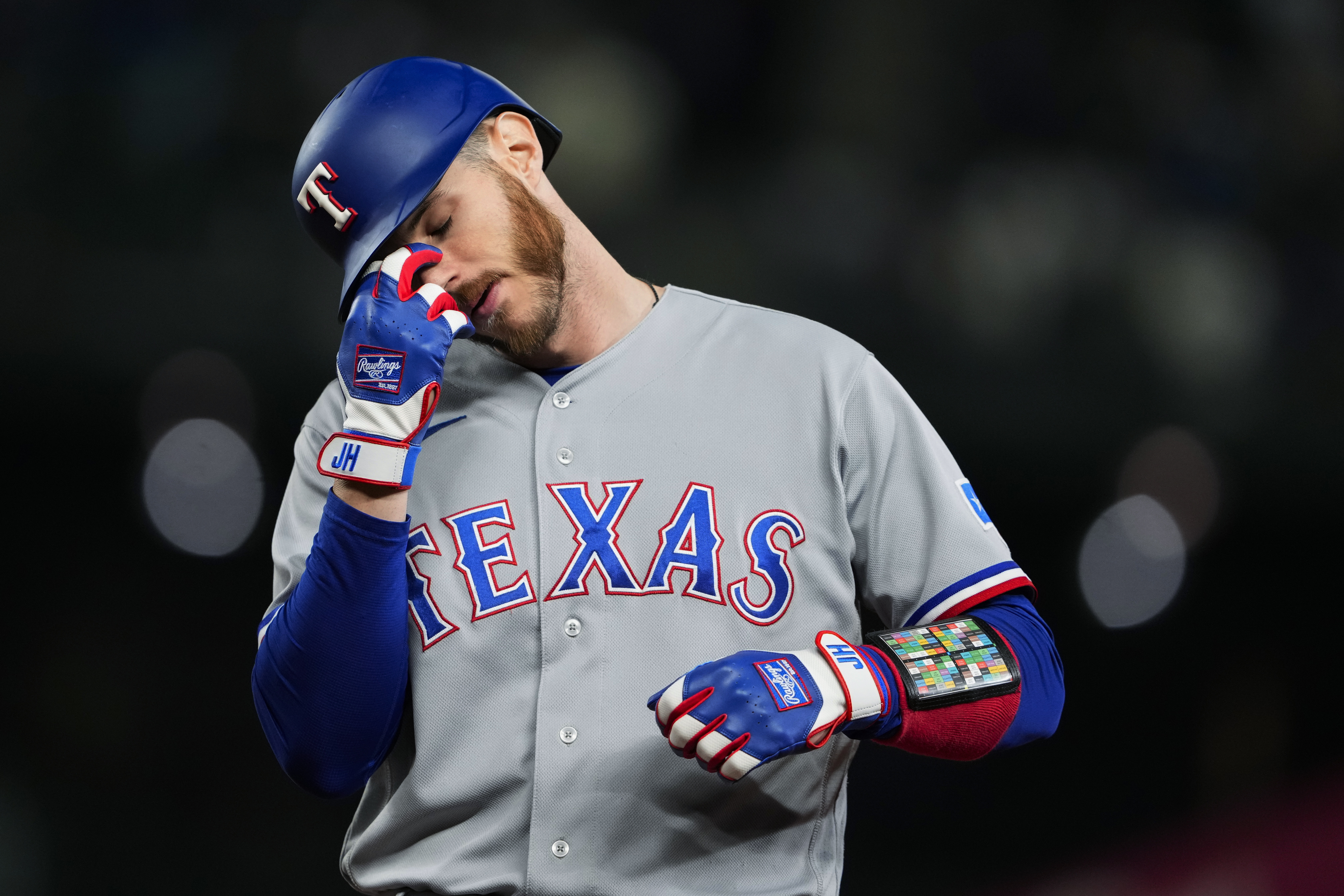 Rookie Cody Bradford Wins MLB First Game, Texas Rangers Down