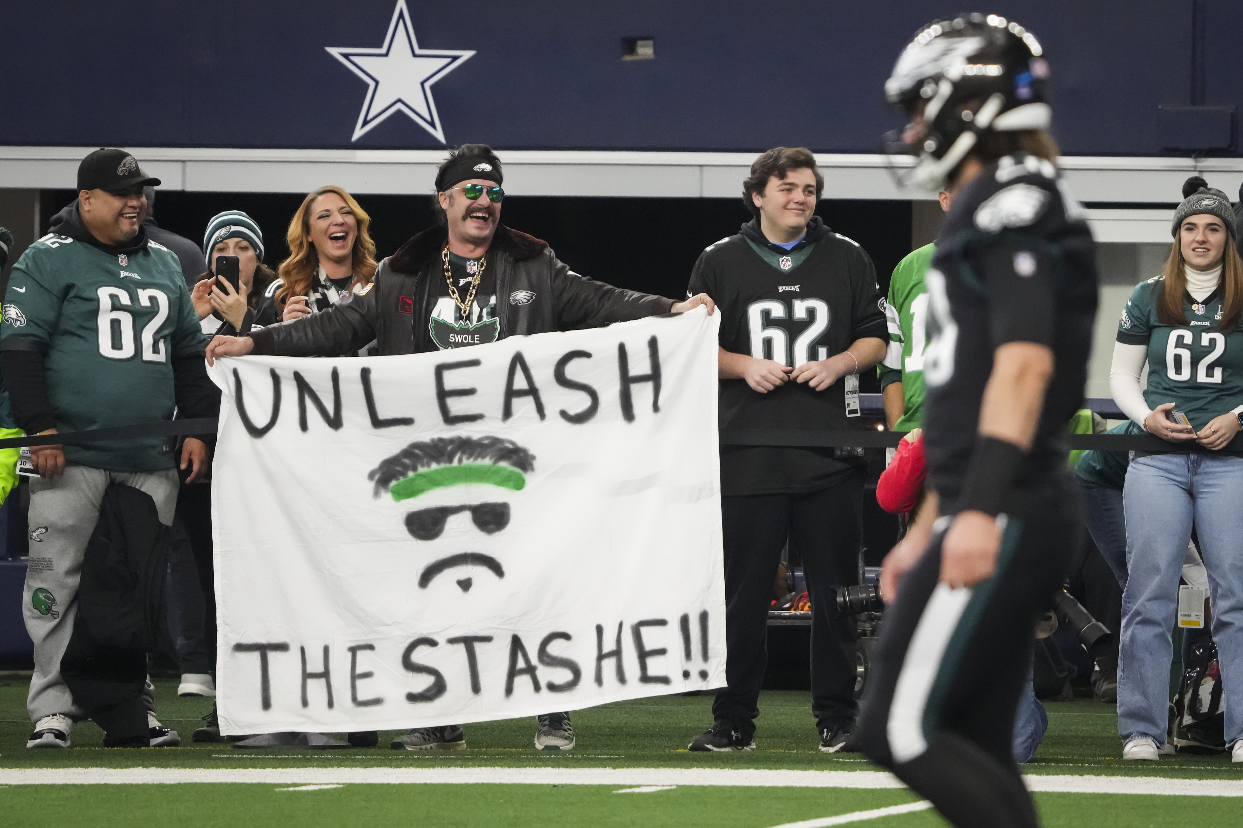 Cowboys sideline exclusive: Eagles fans made presence felt, but