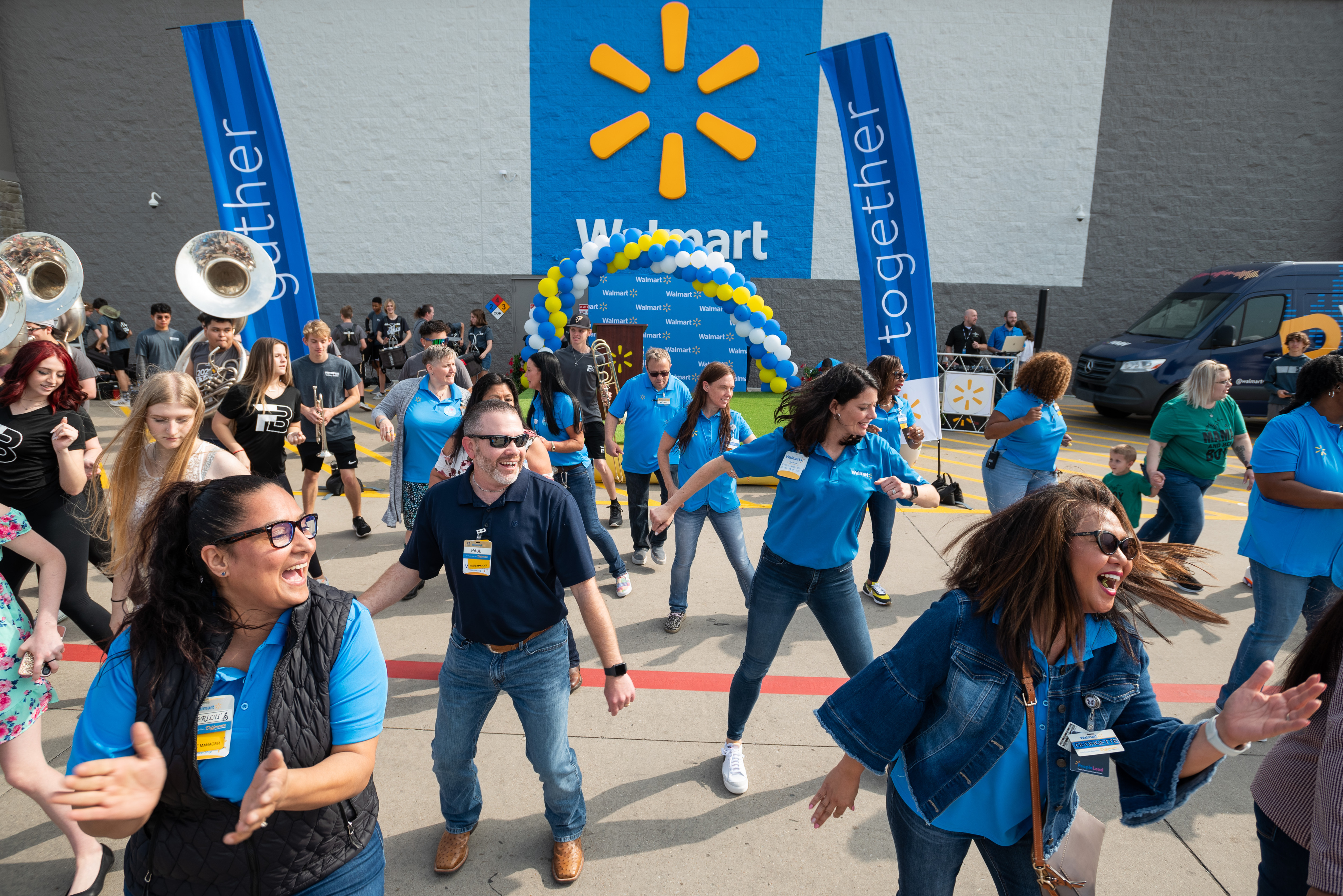 Walmart Celebrates Re-Grand Opening of 117 Remodeled Stores Across