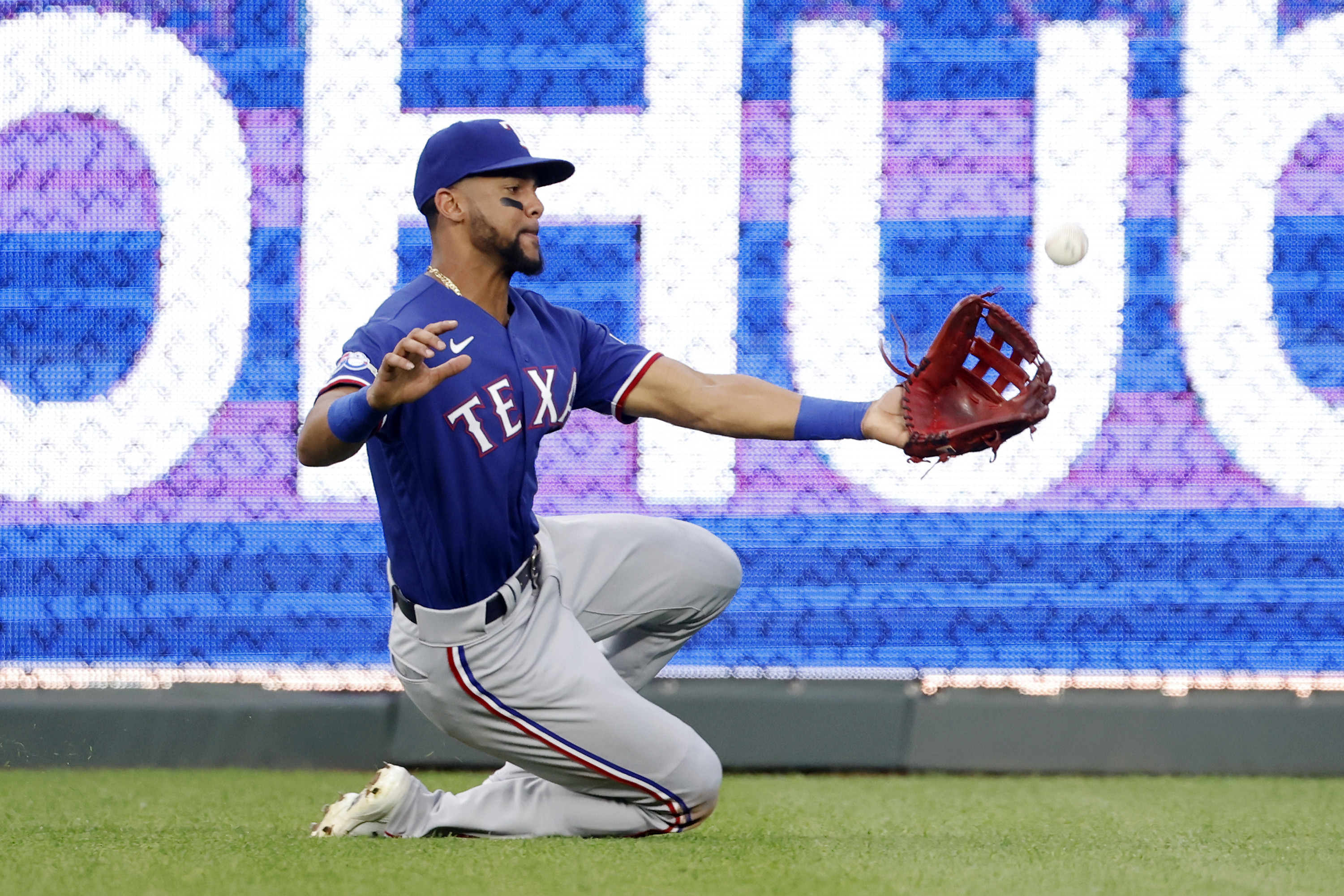 What can the Texas Rangers expect from Leody Taveras