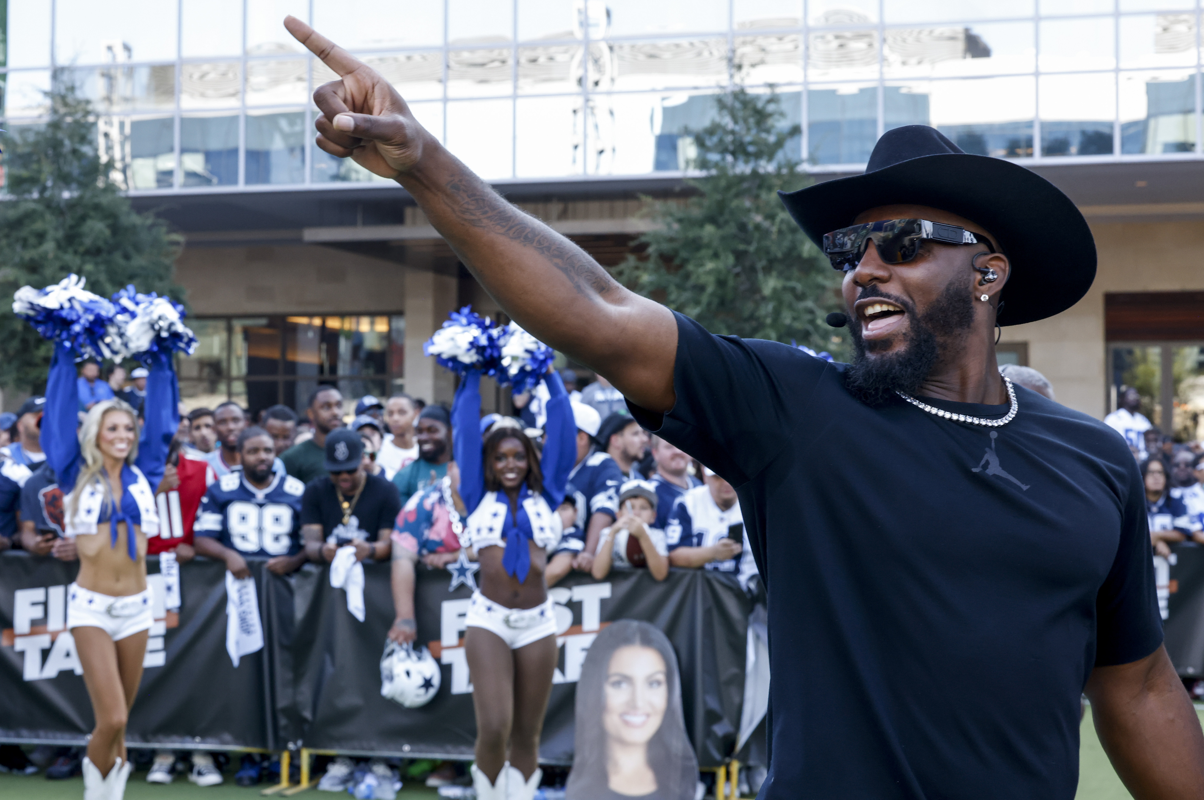 Michael Irvin on X: Some people have accused me of being the biggest @dallascowboys  cheerleader 