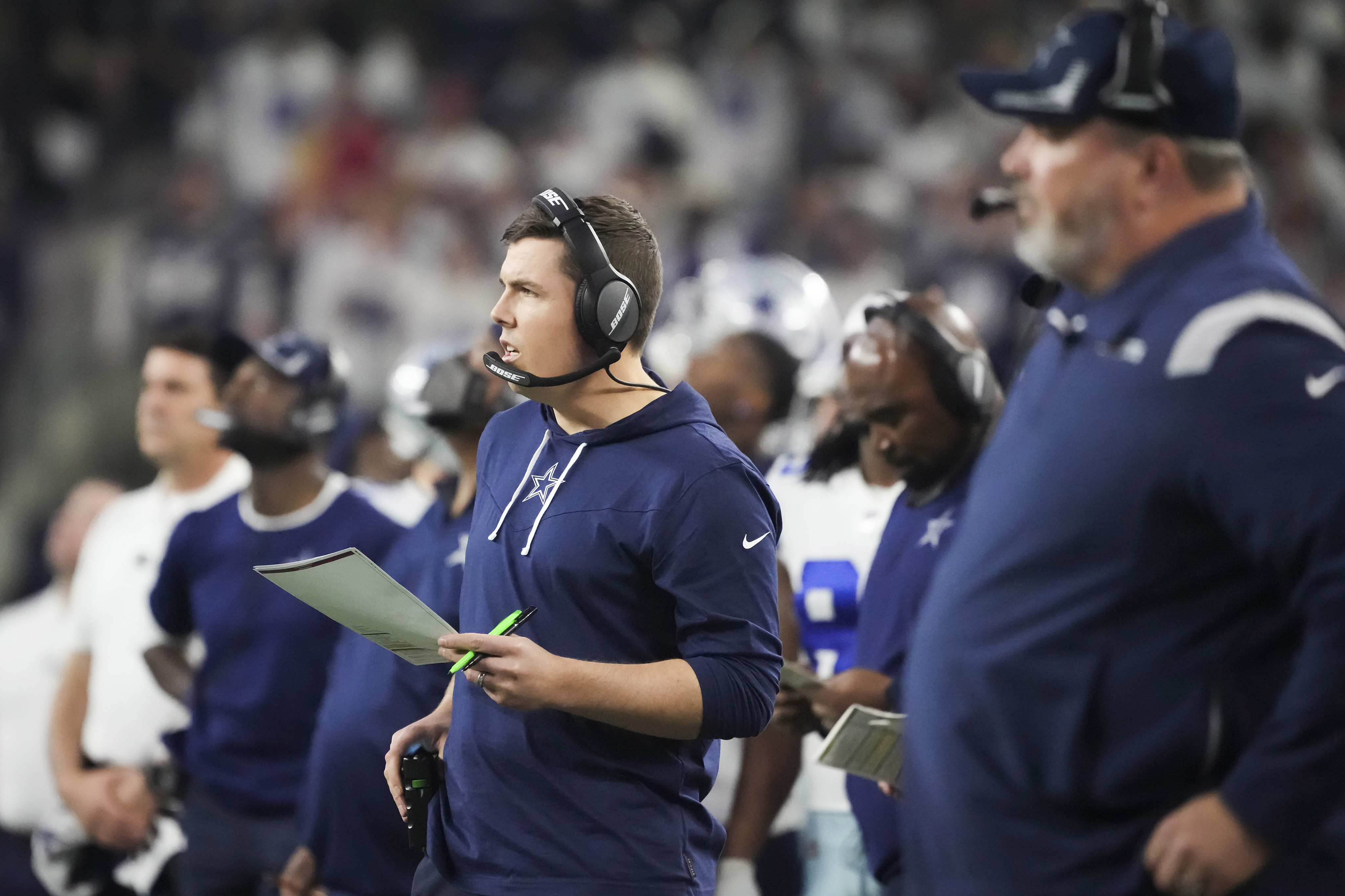 Vikings interview Cowboys coordinators Dan Quinn, Kellen Moore for head  coach - InForum