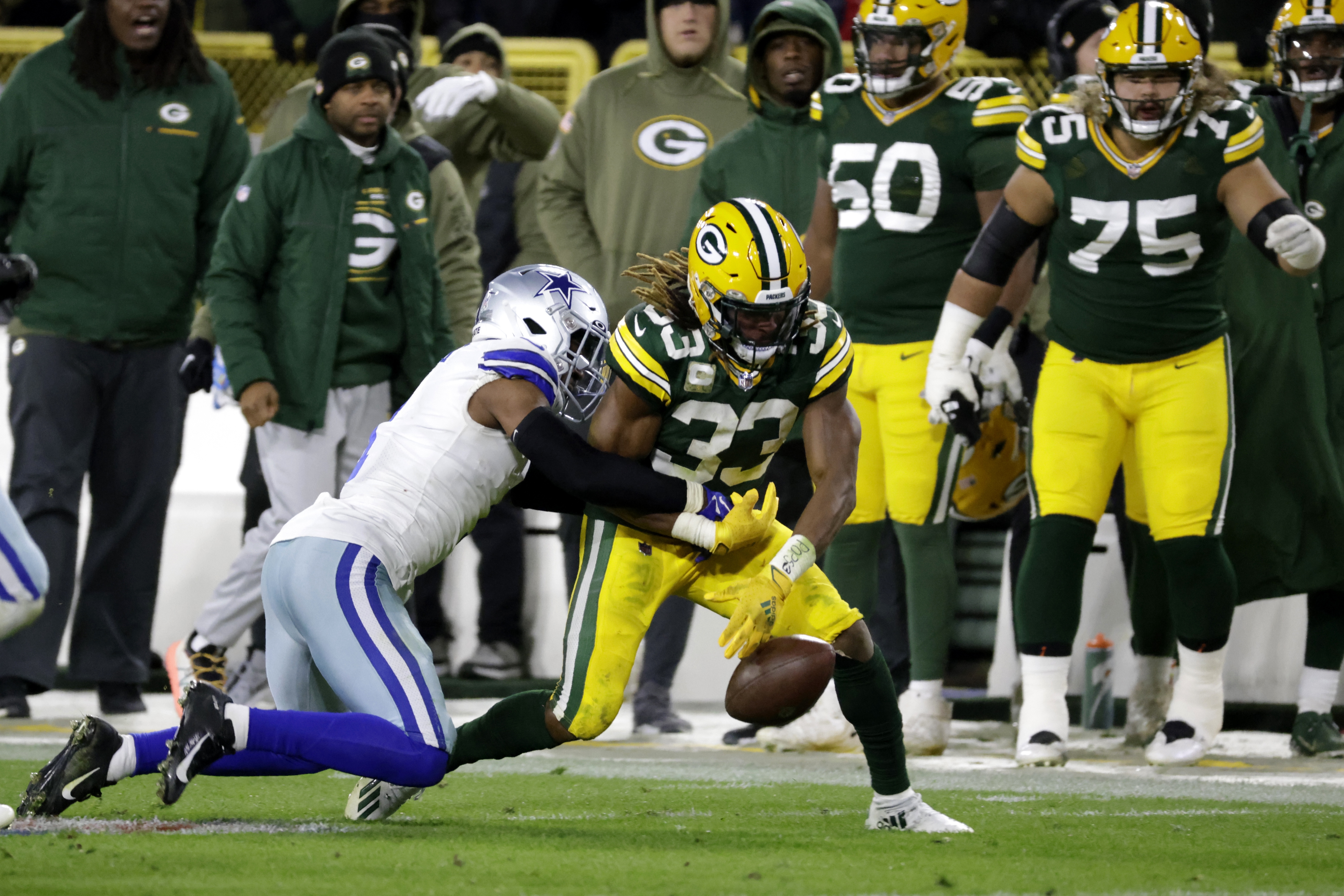 Packers come back to hand Cowboys a first-of-its-kind defeat