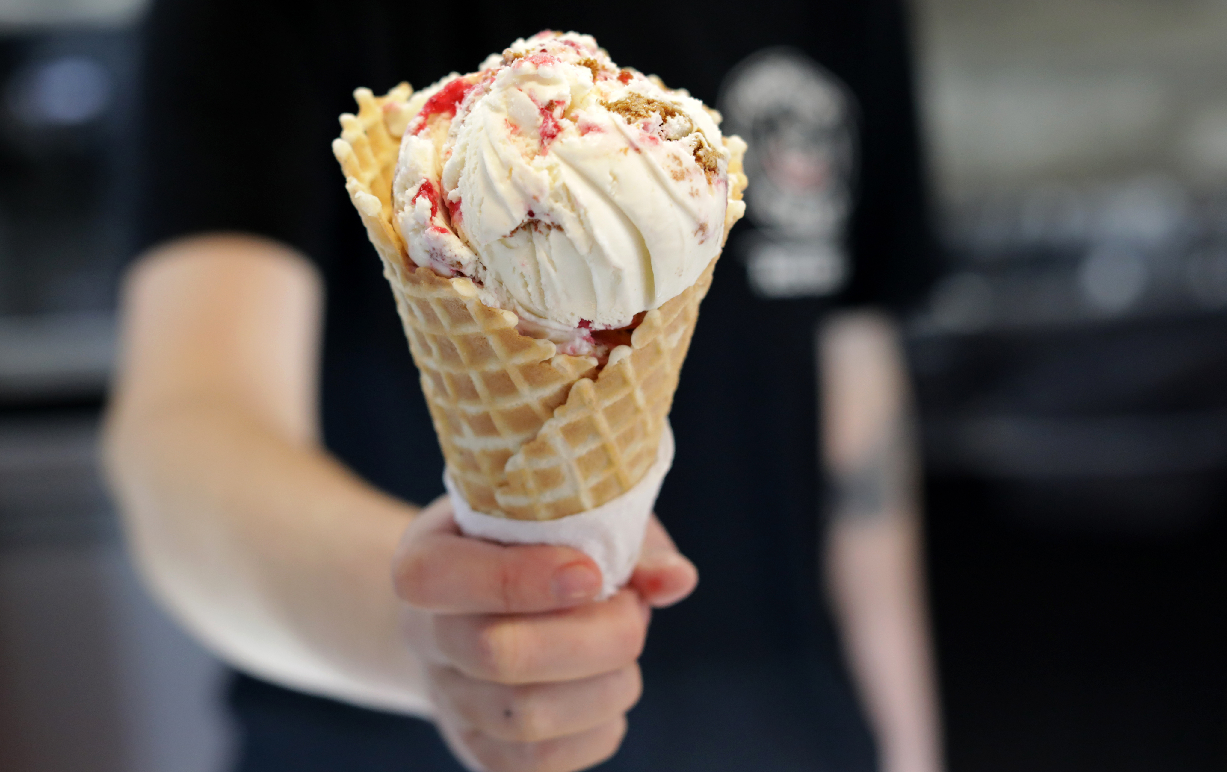 Ice cream and Fresh Fruit Cups Food Takeout in Irving