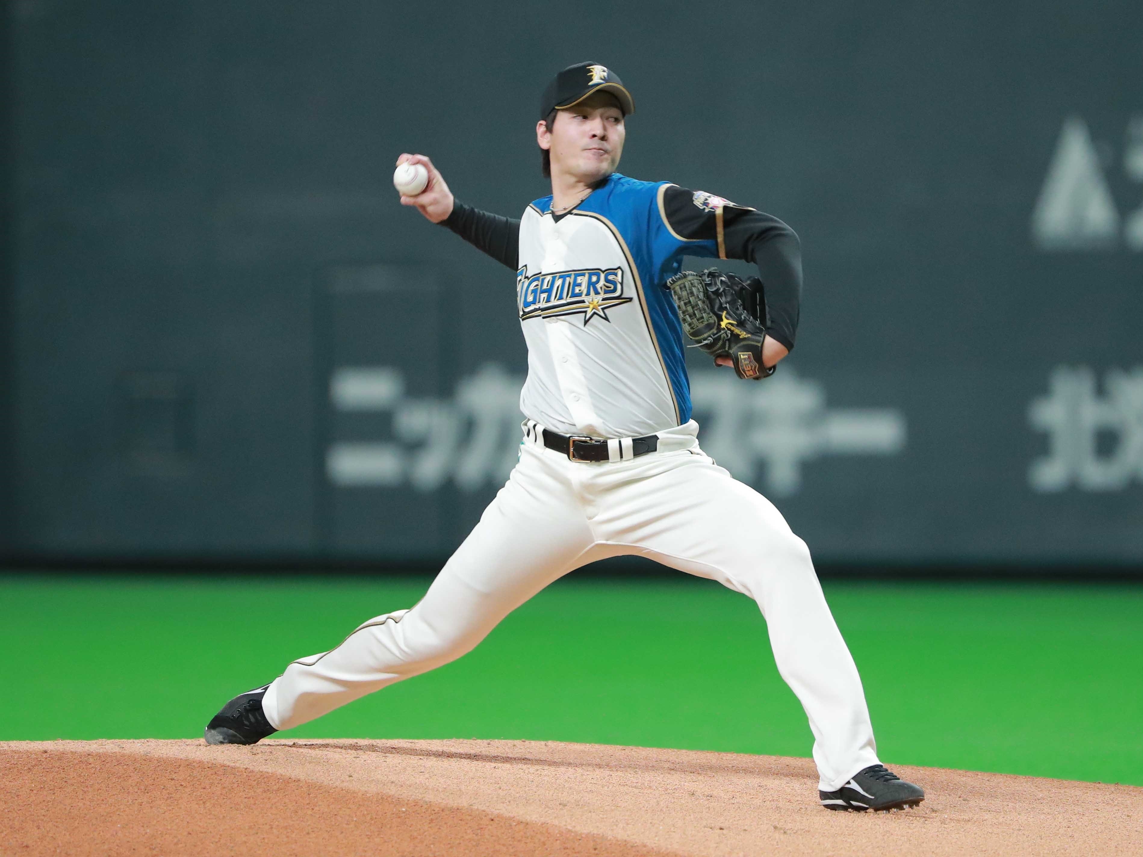 Kohei Arihara adjusting to life with Rangers during his first MLB spring  training