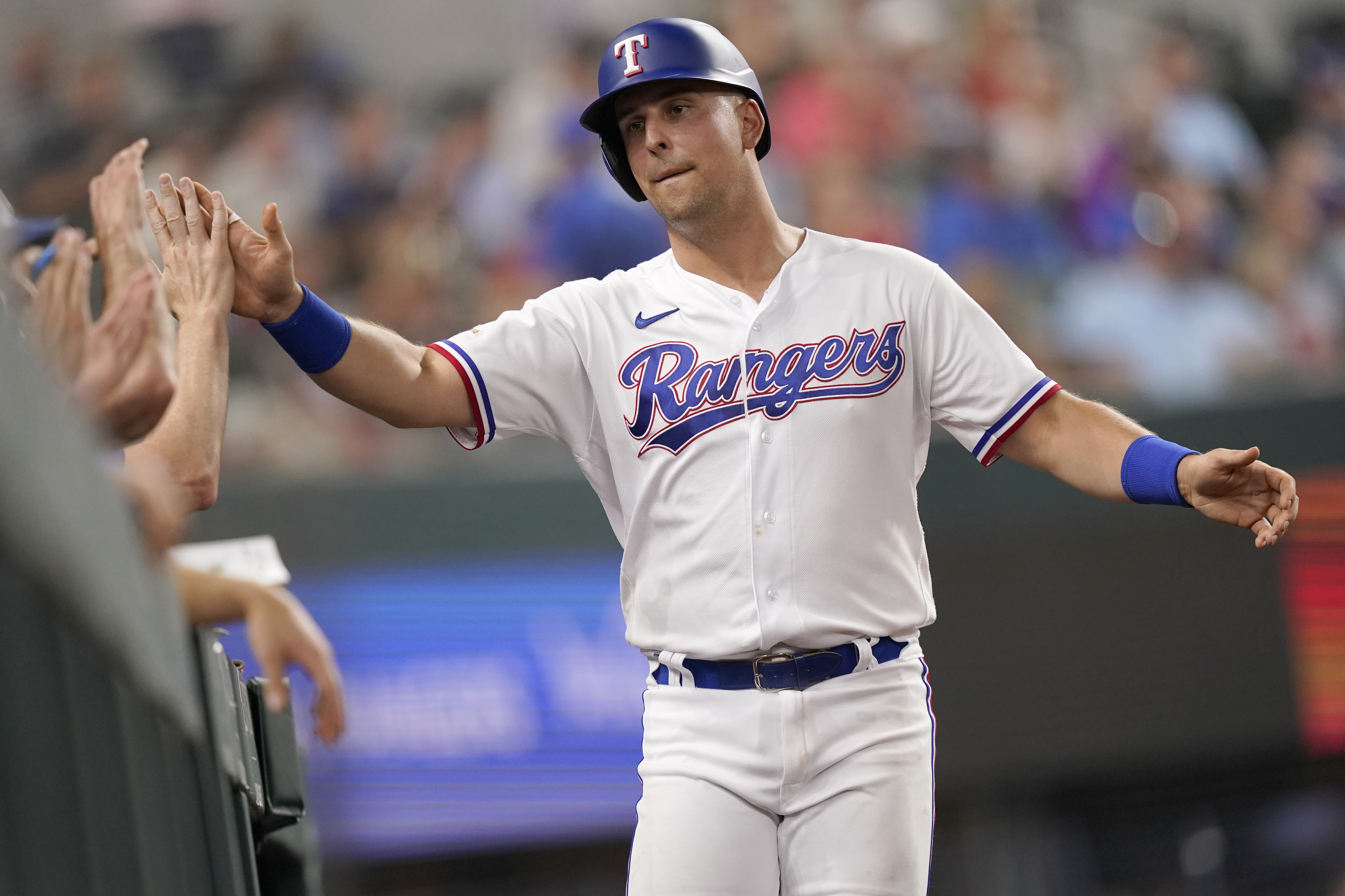 Rangers' Corey Seager reminded everyone who owns Globe Life Field in  Arlington