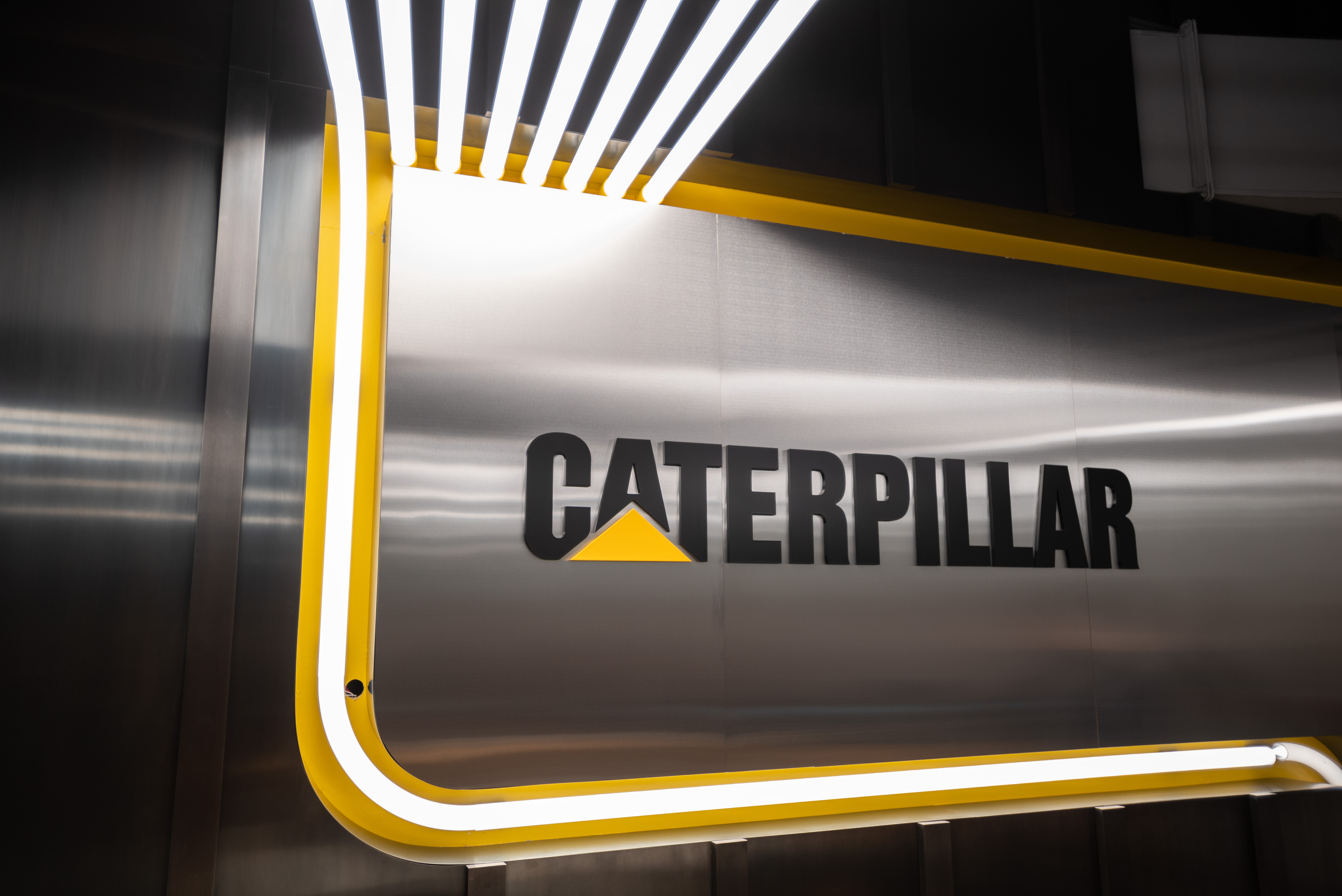 Caterpillar relocates headquarters from Chicago area to Irving