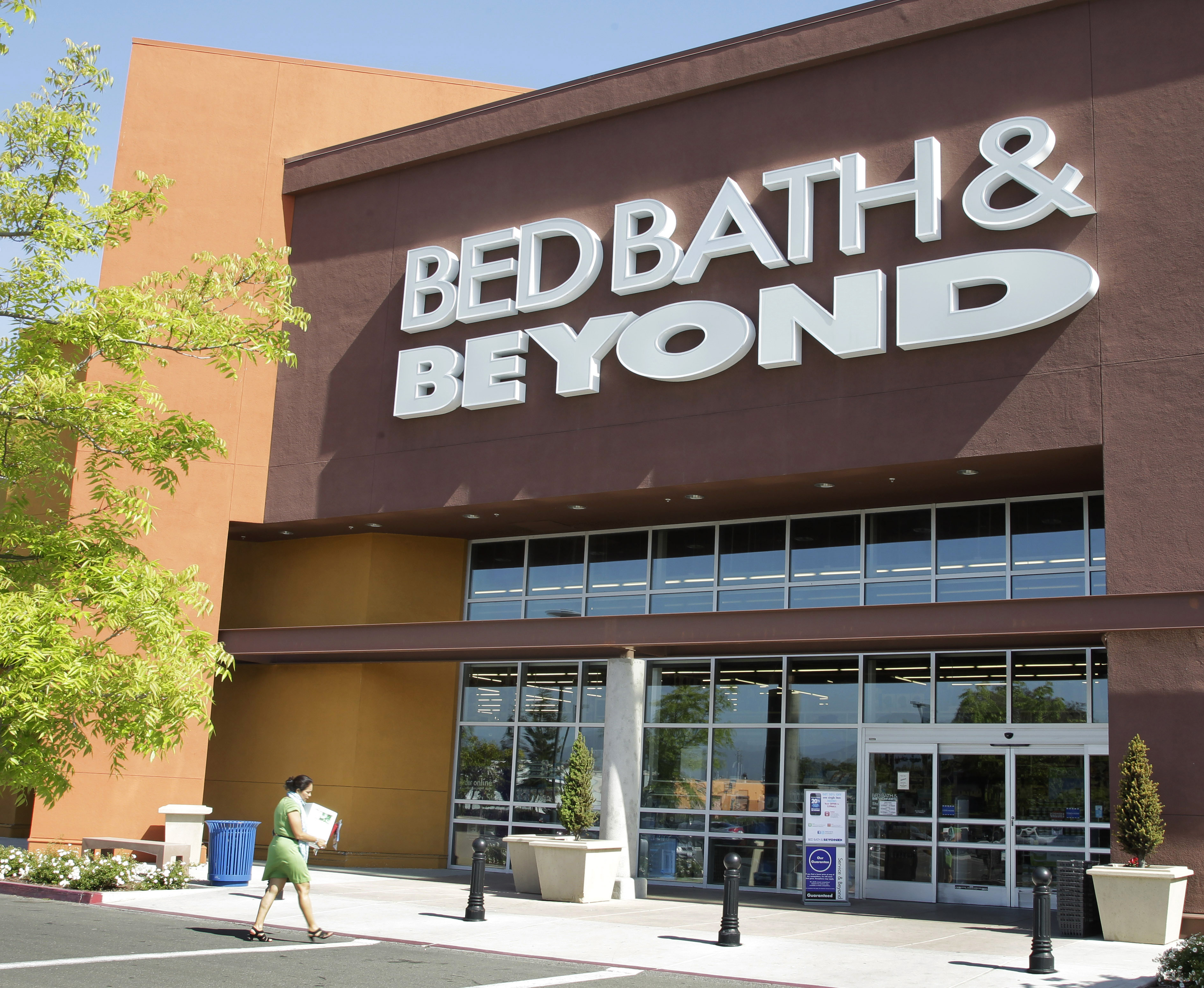 BBB: How to spot a fake 'Bed Bath & Beyond' sale