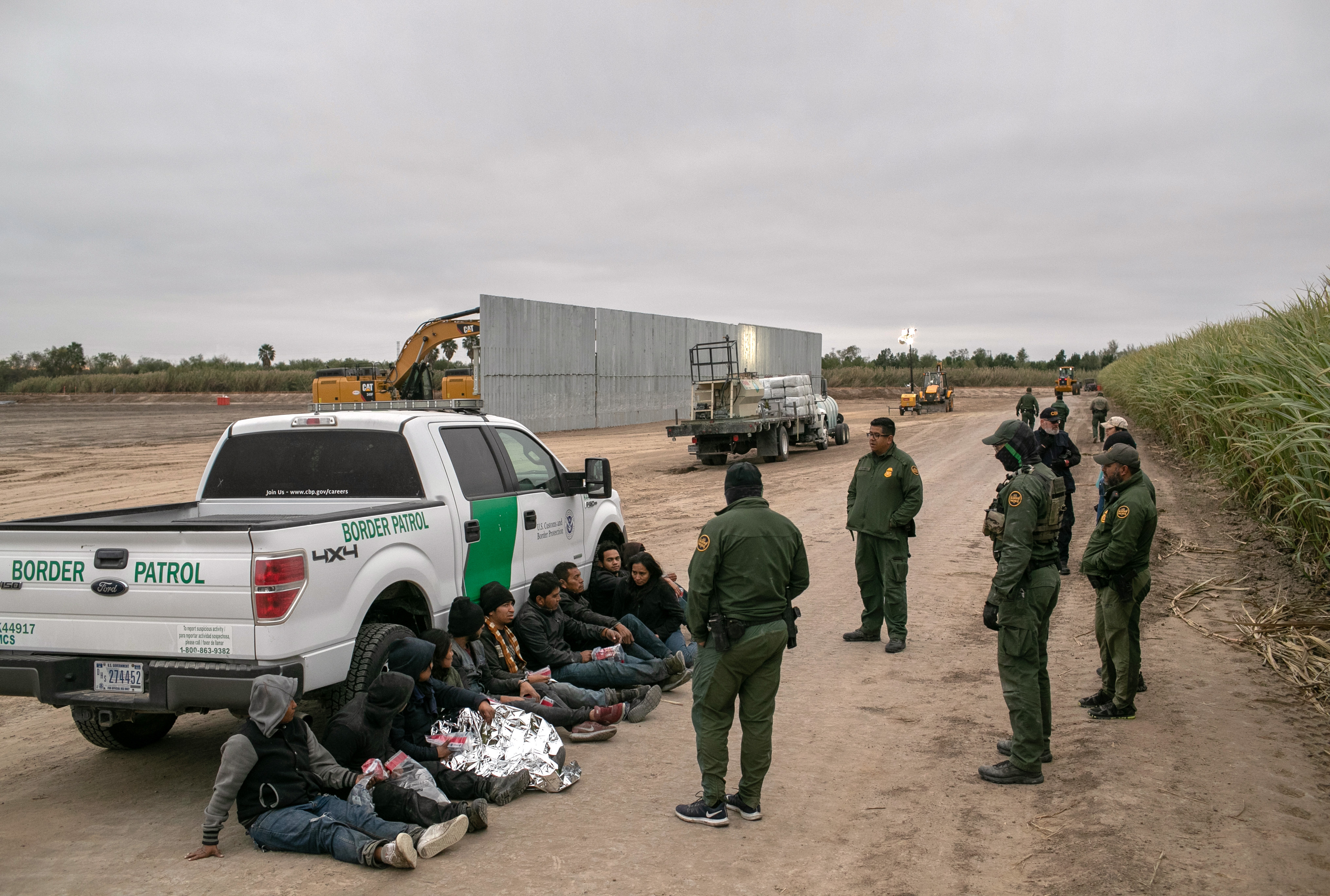 Menos del 9% de migrantes detenidos en la frontera con Texas en marzo  dieron positivo a covid-19