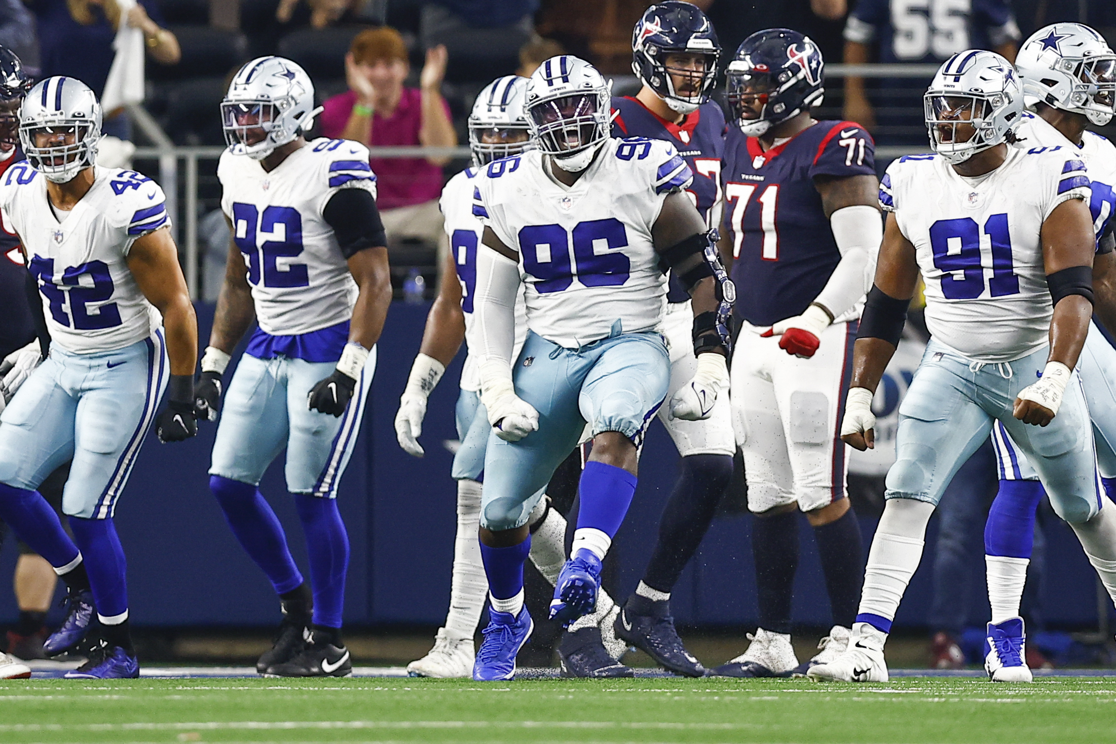 Micah Parsons, Jayron Kearse on Cowboys scuffles: 'We're not taking sh-t'  from any of the '32 teams' in 2023