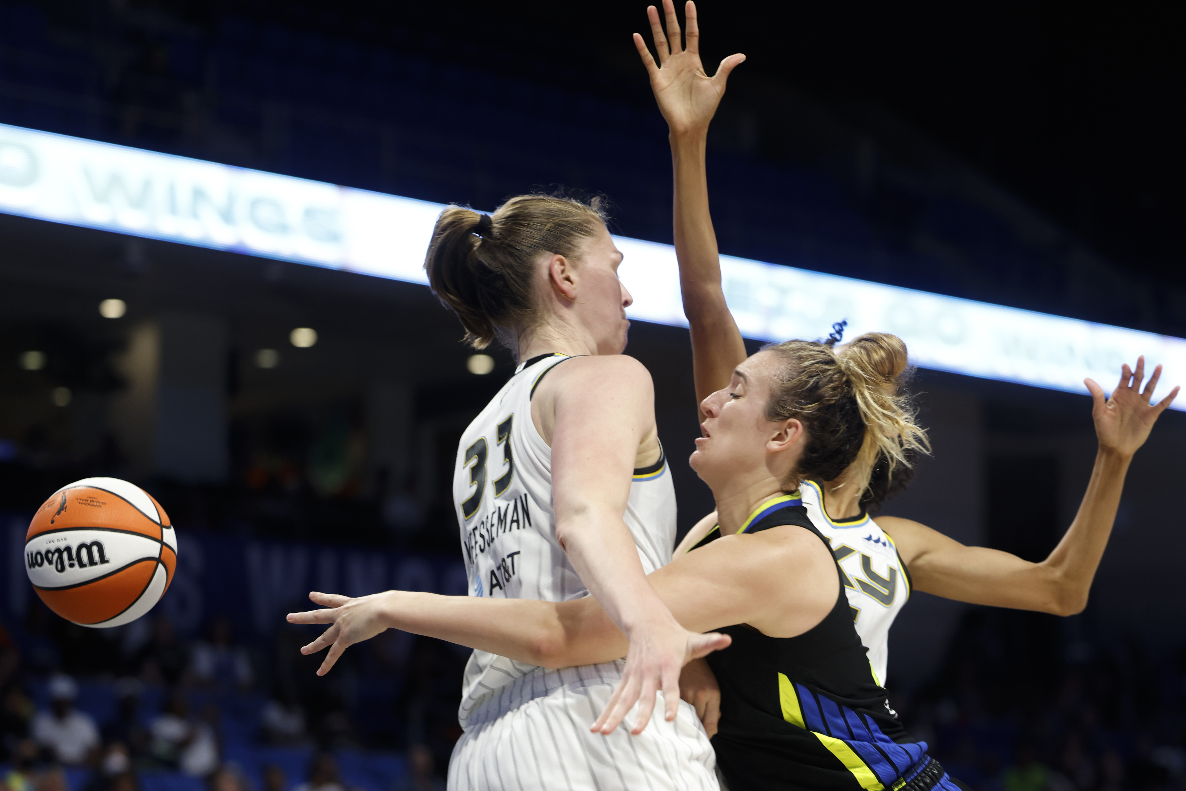 3 for 3! Dallas Wings guard Marina Mabrey was on fire in their game vs ...