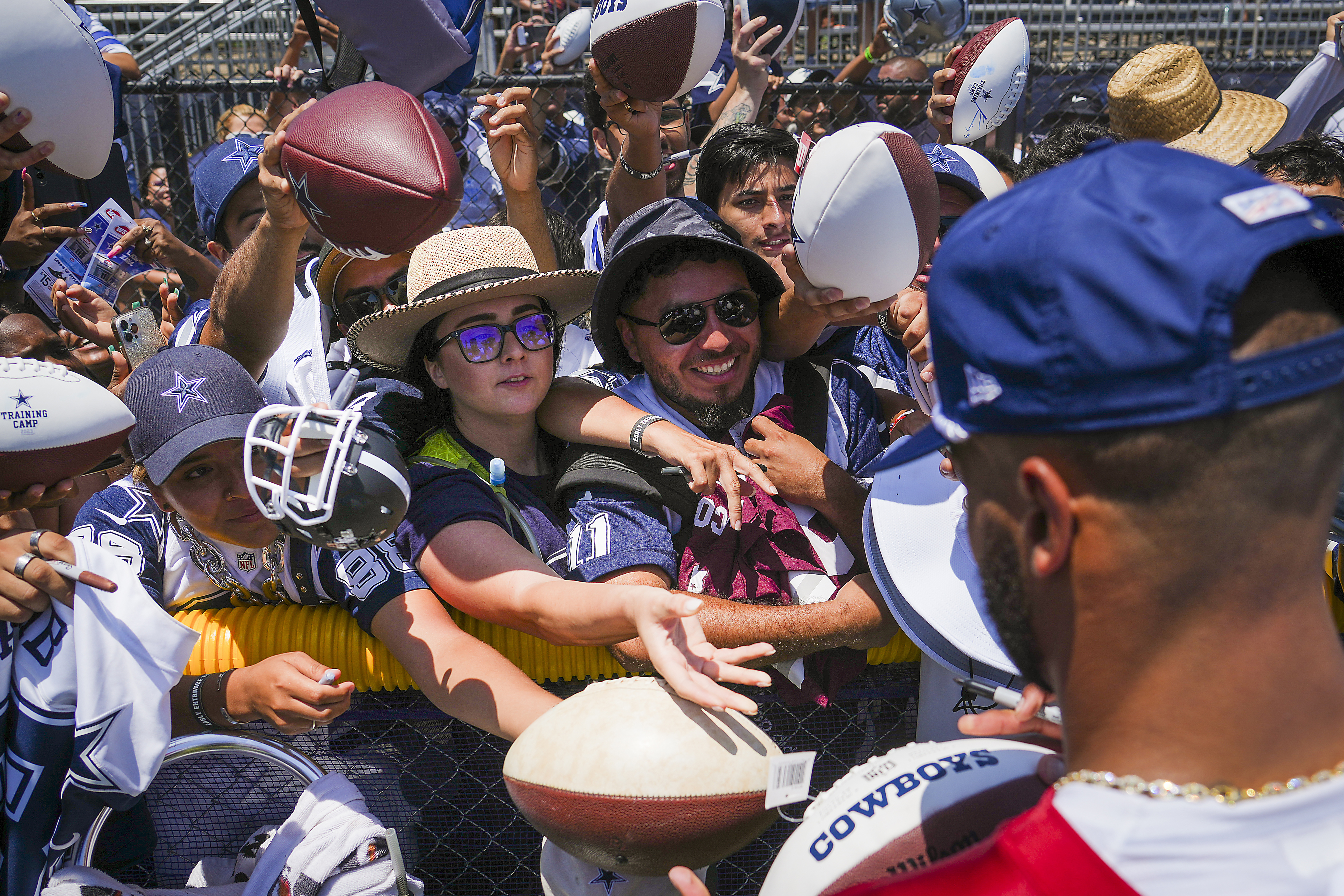 120+ pics from Cowboys' opening ceremony, 1st padded practice of 2023