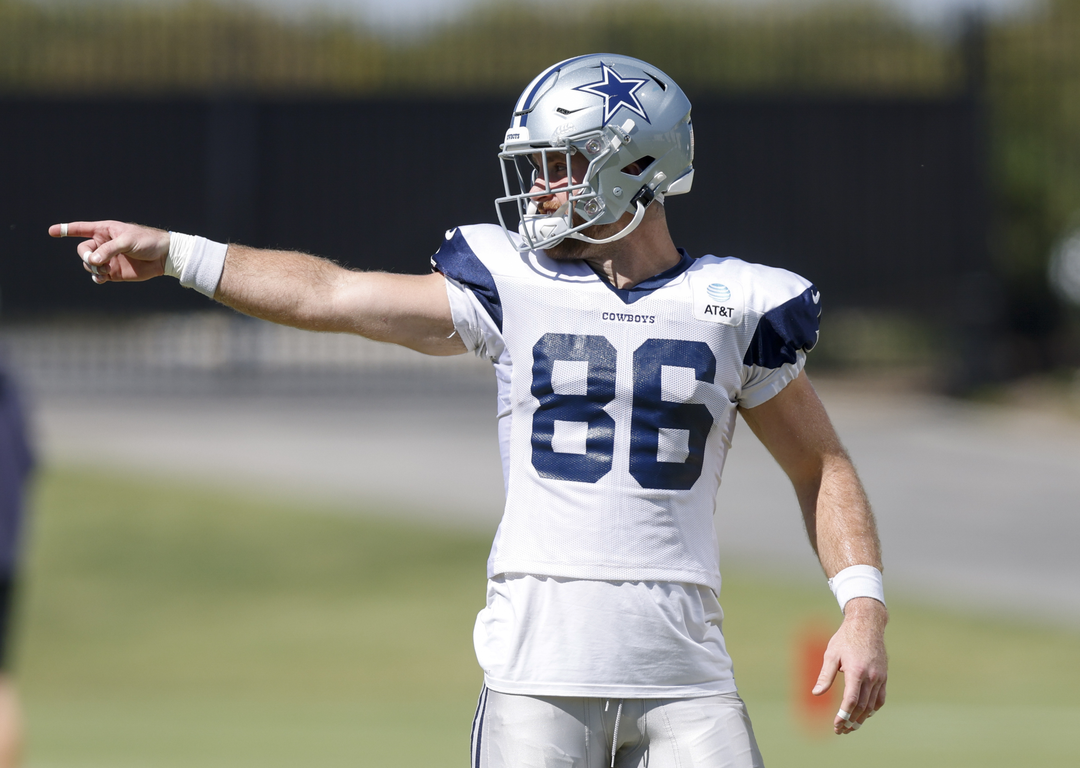 Why isn't Dalton Schultz playing vs. Eagles? Cowboys TE out with injury