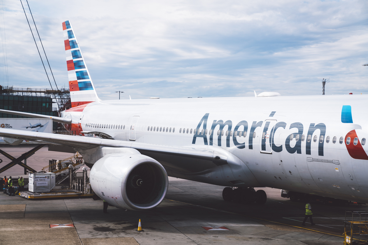 American Airlines maintenance workers at London Heathrow vote to strike  over pay