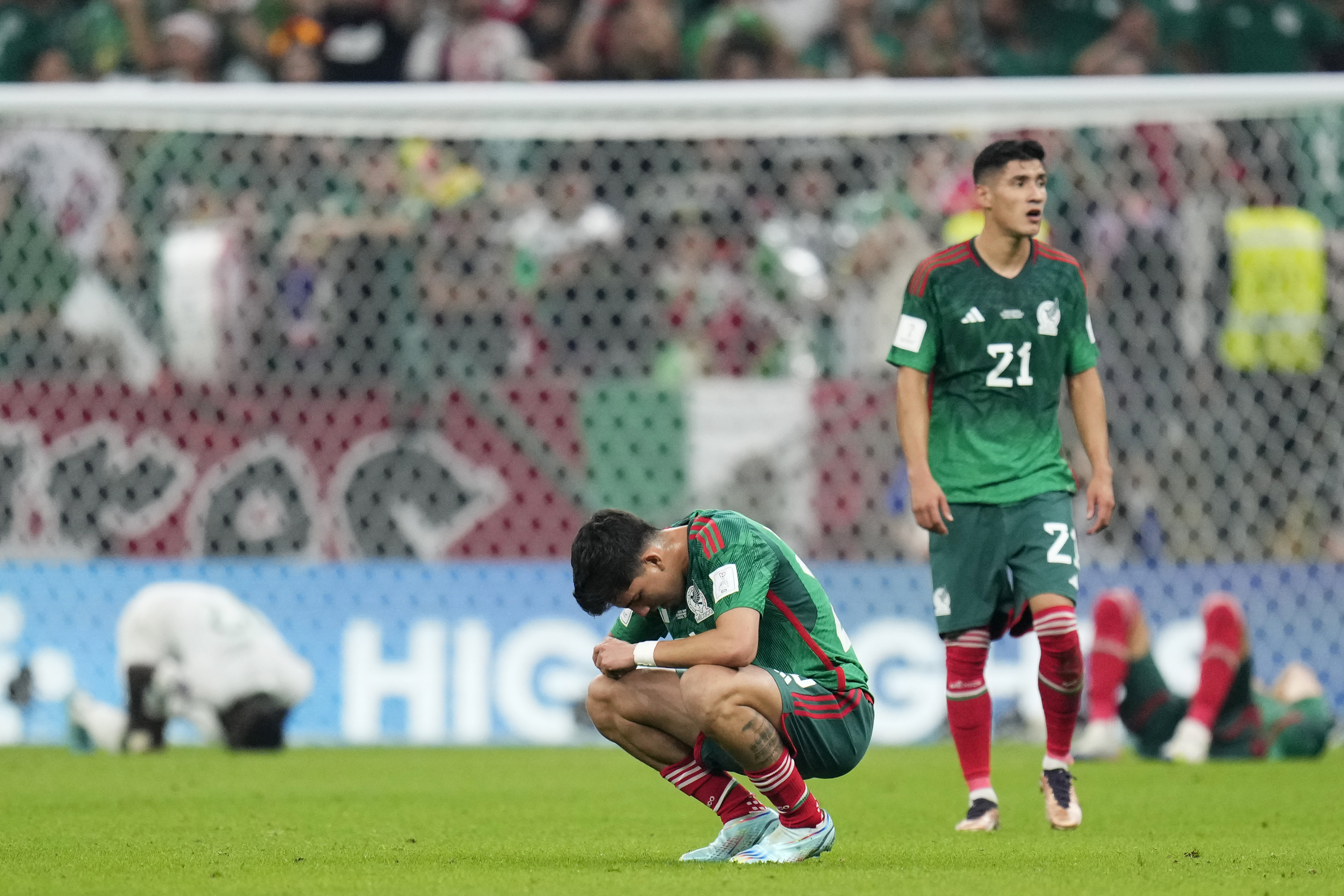 Mexico beats Saudi Arabia 2-1, but fails to advance from FIFA World Cup group stage
