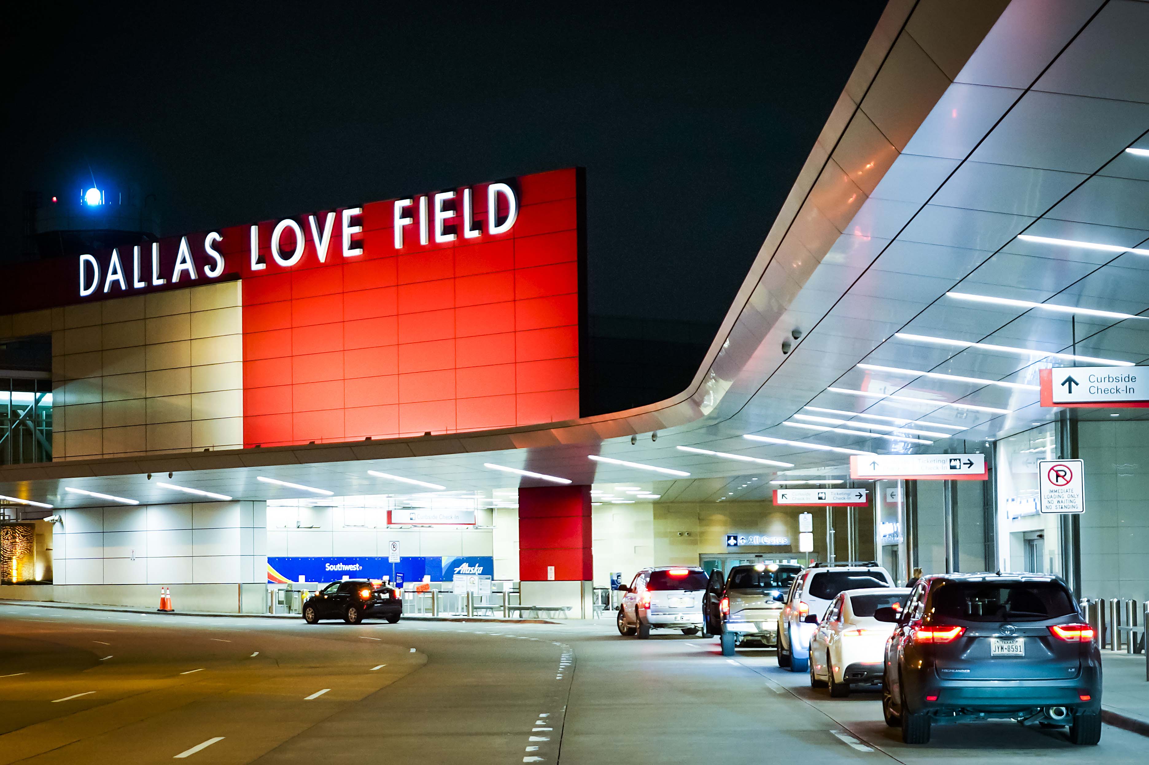 Dallas Mavericks AR Experience at Dallas Love Field Airport
