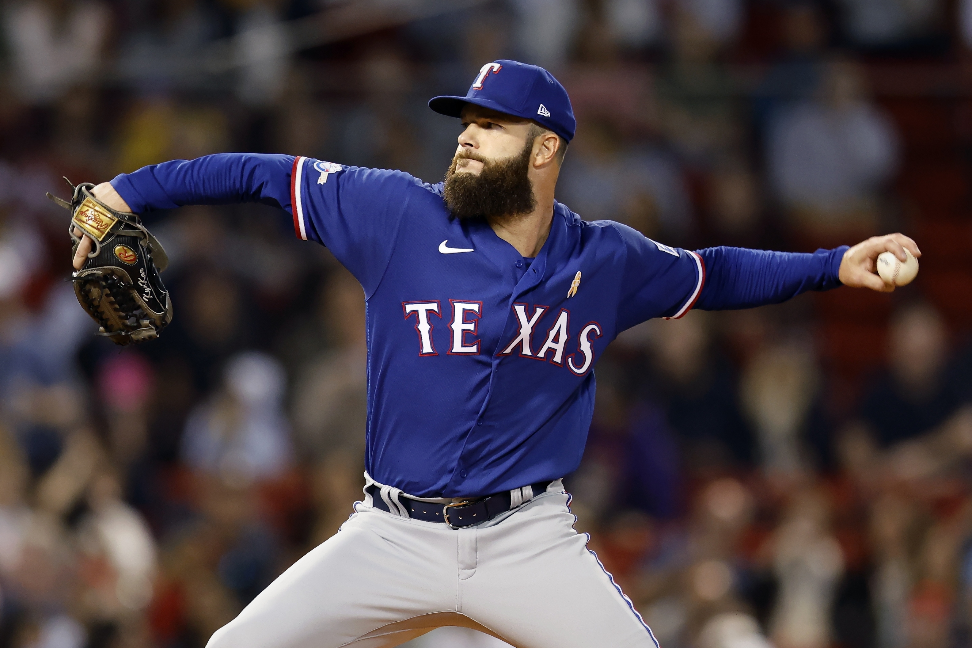 Dallas Keuchel, with a big assist from mom, gives the White Sox