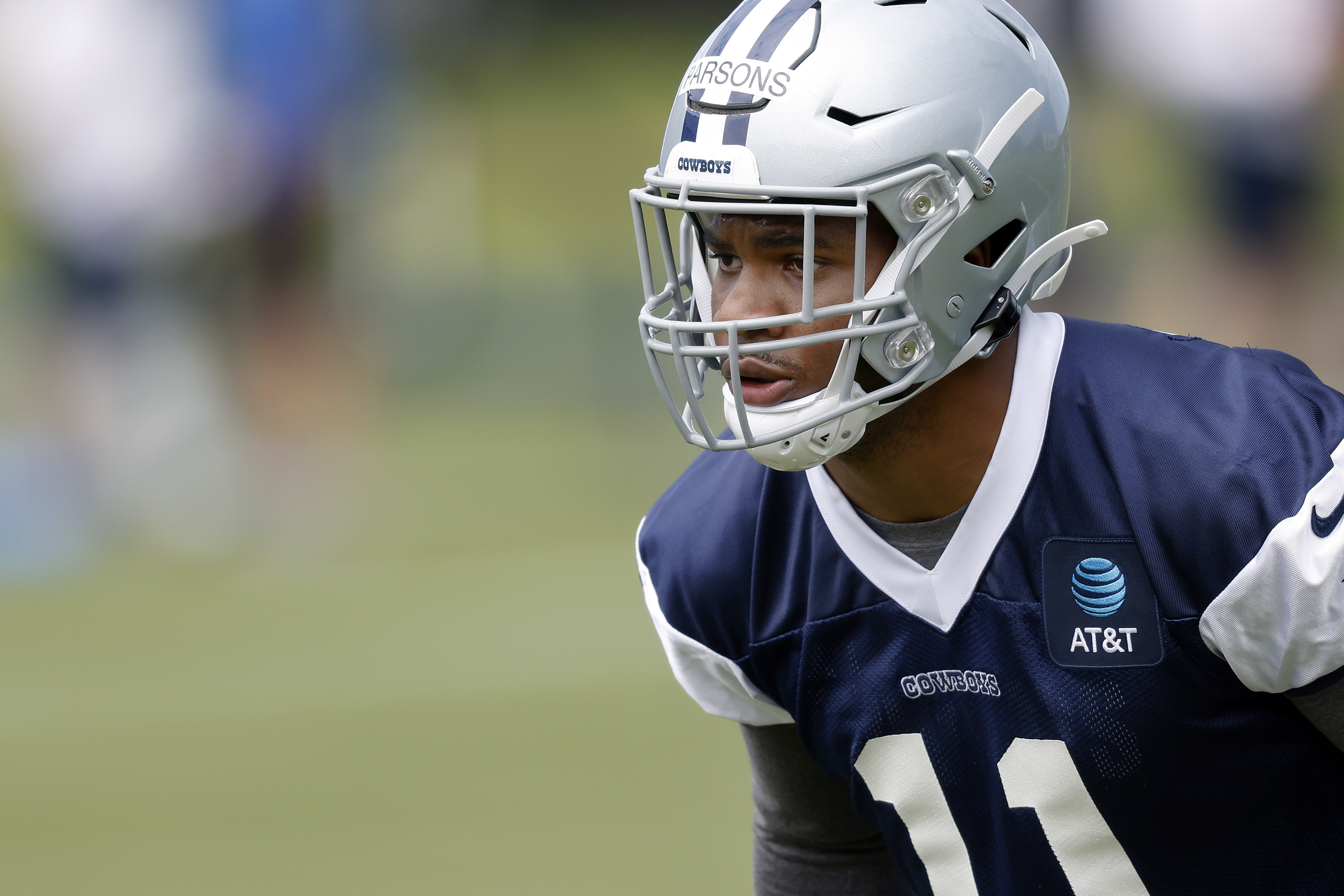 Cowboys announce rookie jersey numbers, Parsons gets Penn State 11