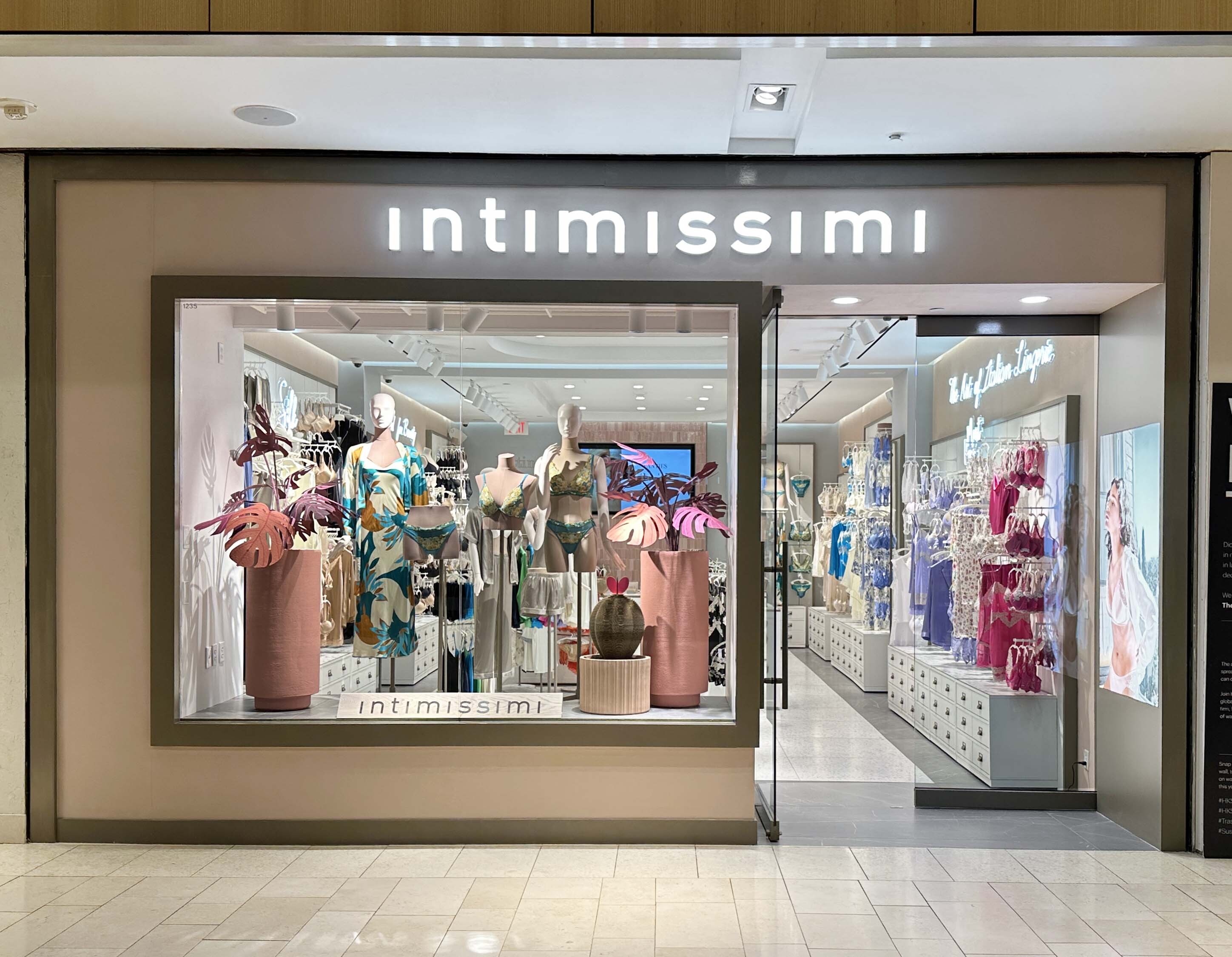 Tezenis store display women underwear interior high street Italy
