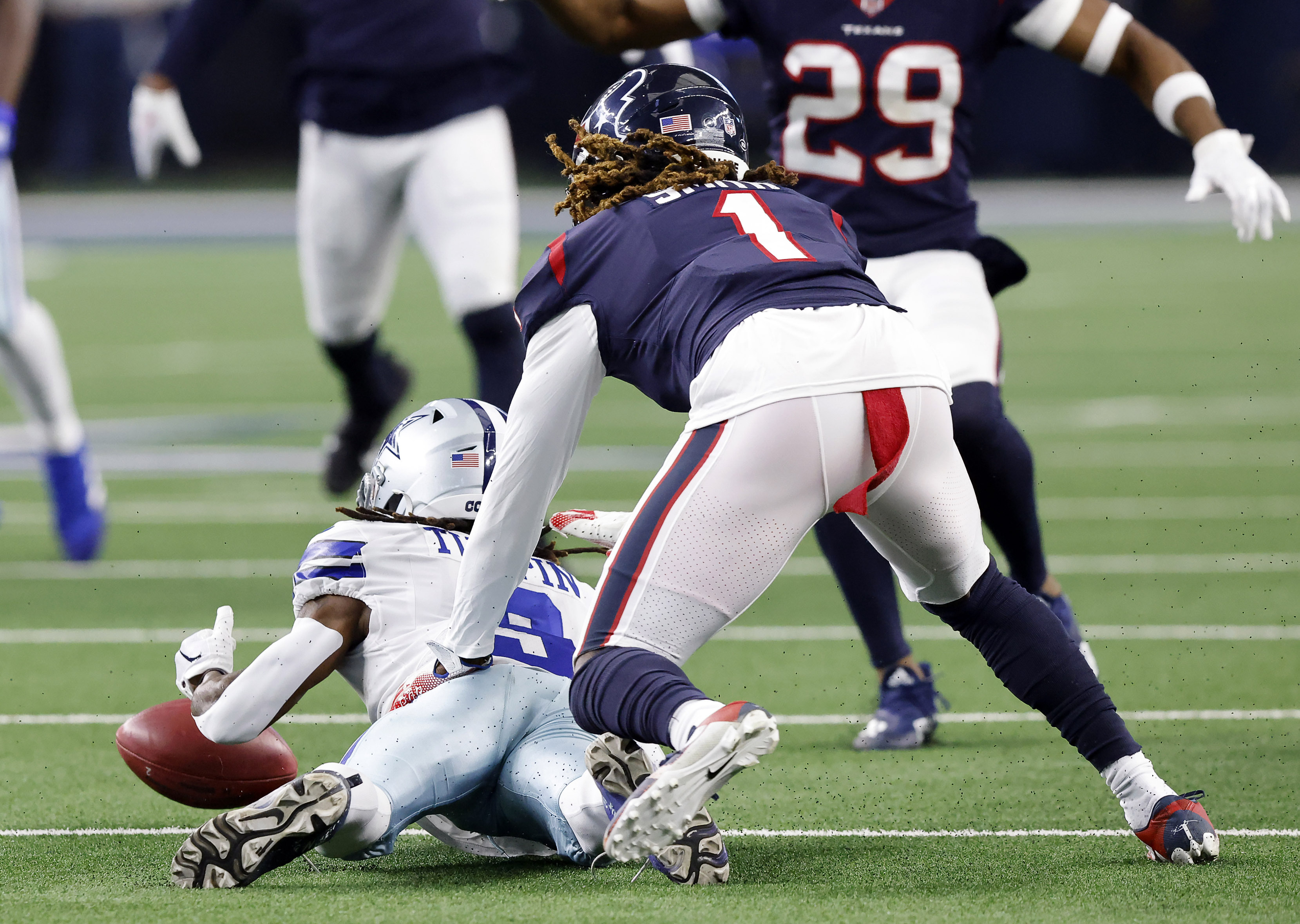 Grading the Cowboys: Dallas found a way to win vs. Texans, albeit in  disappointing fashion