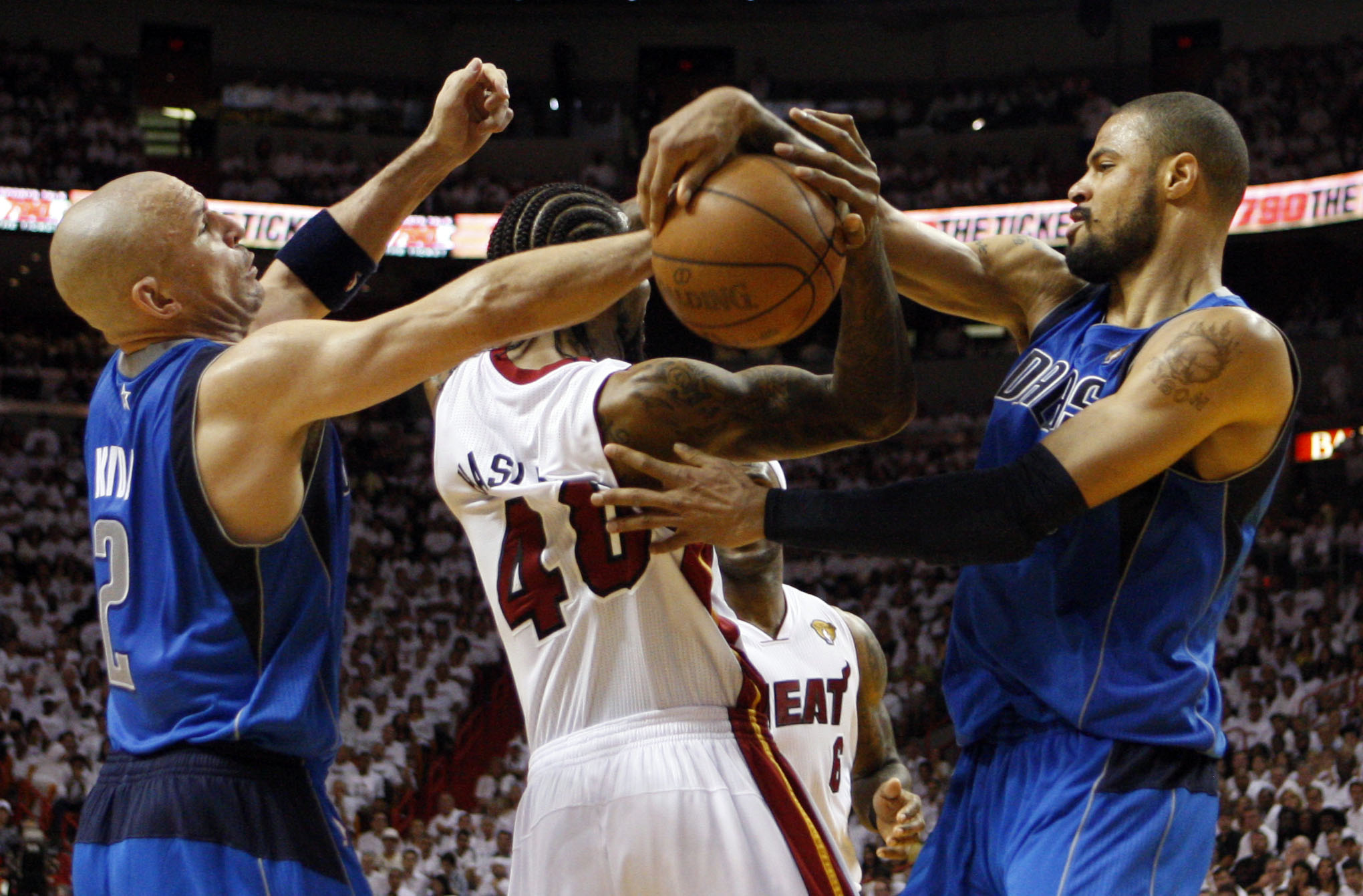 2011 Mavs Playoffs Rewind: Mavericks rise to the challenge; beat Blazers  93-82 in redeeming game five - Dallas Sports Fanatic