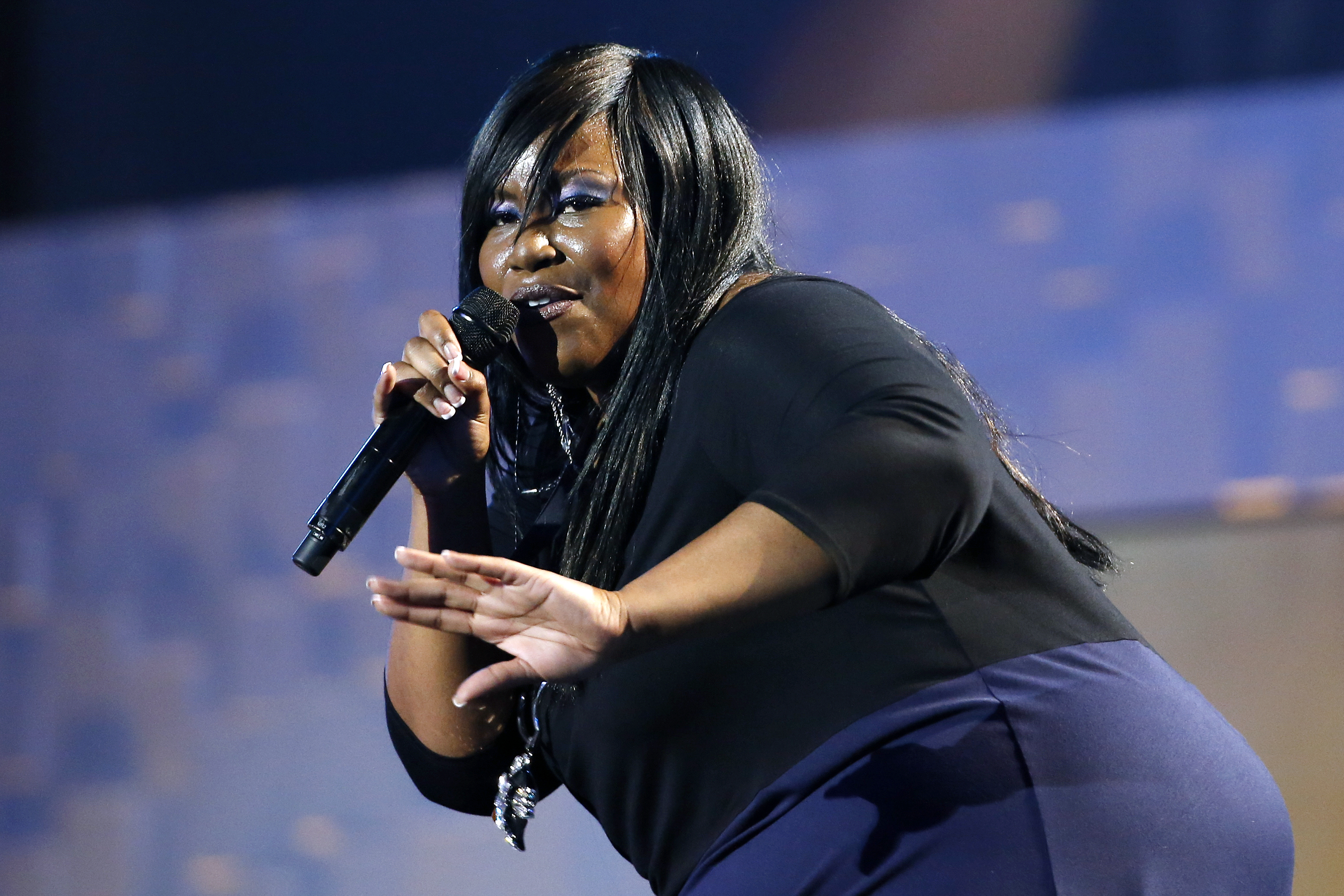 American Idol alum Mandisa dies