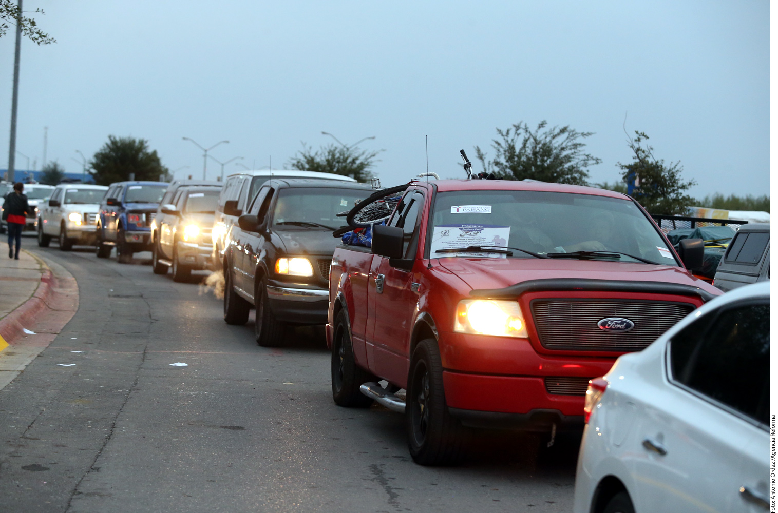 Caravana de migrantes que viaja a Estados Unidos tendr dos fechas