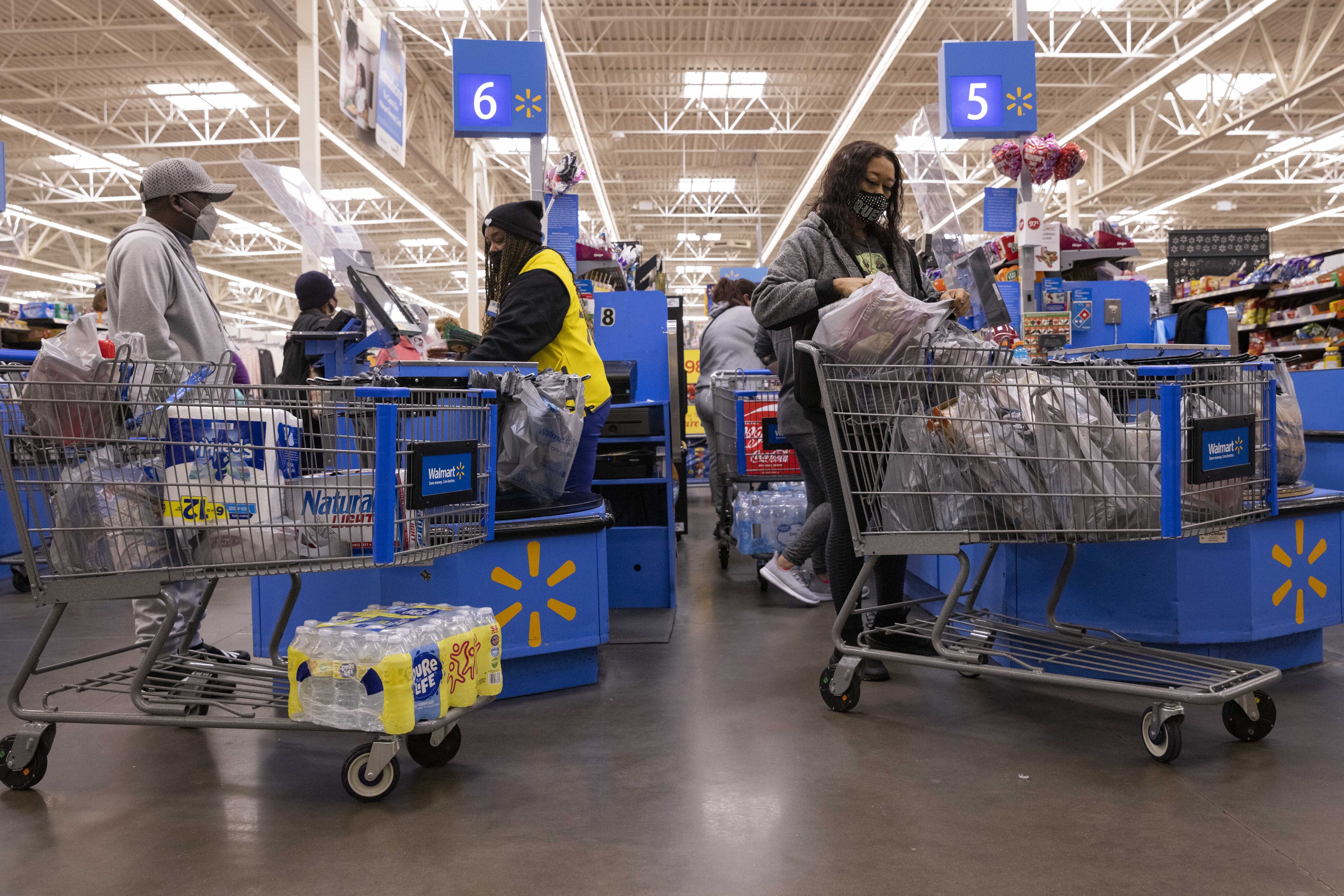 Hundreds of Texas grocery stores lost power last February and it