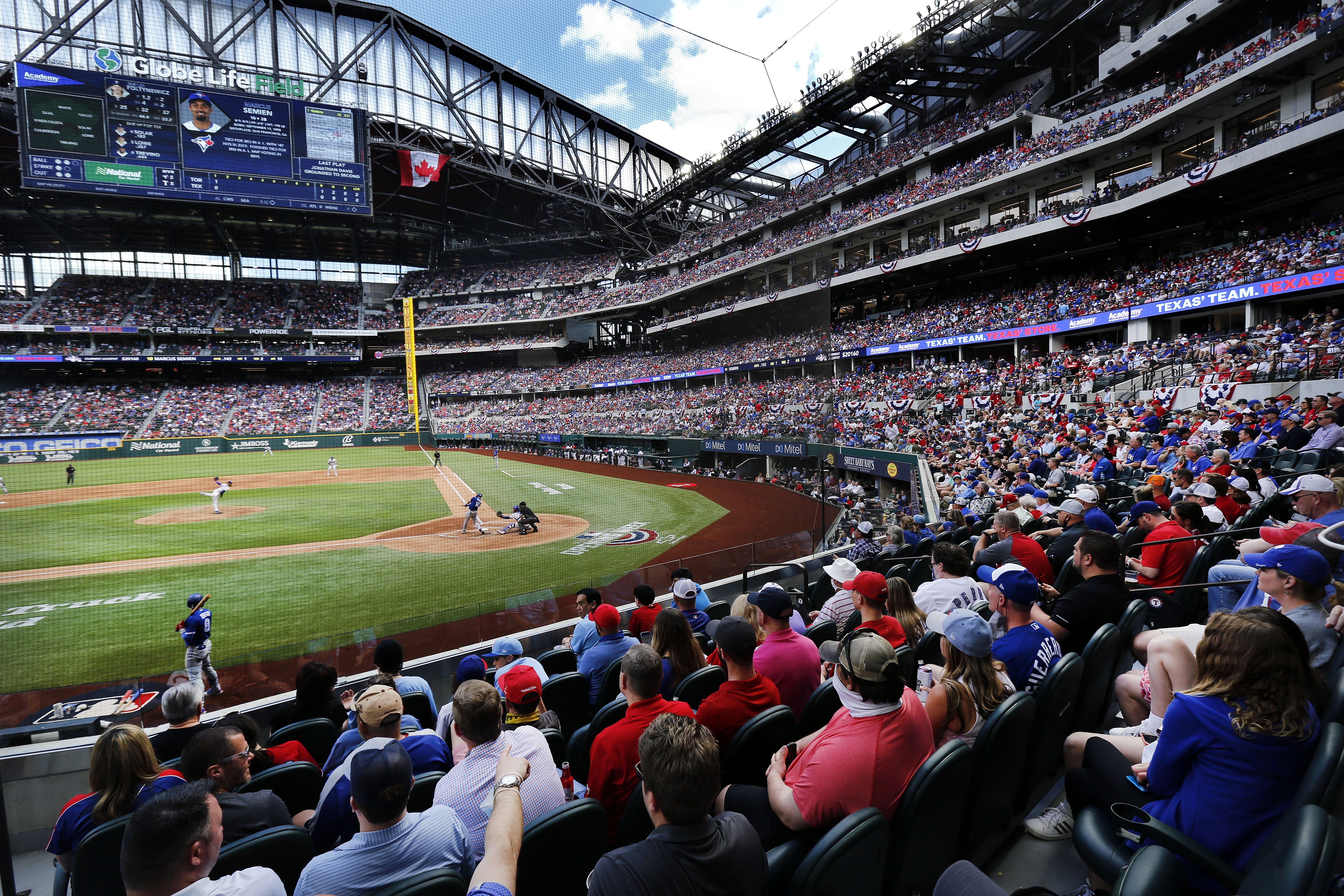 Rangers to open Globe Life Field at full capacity, with masks, for