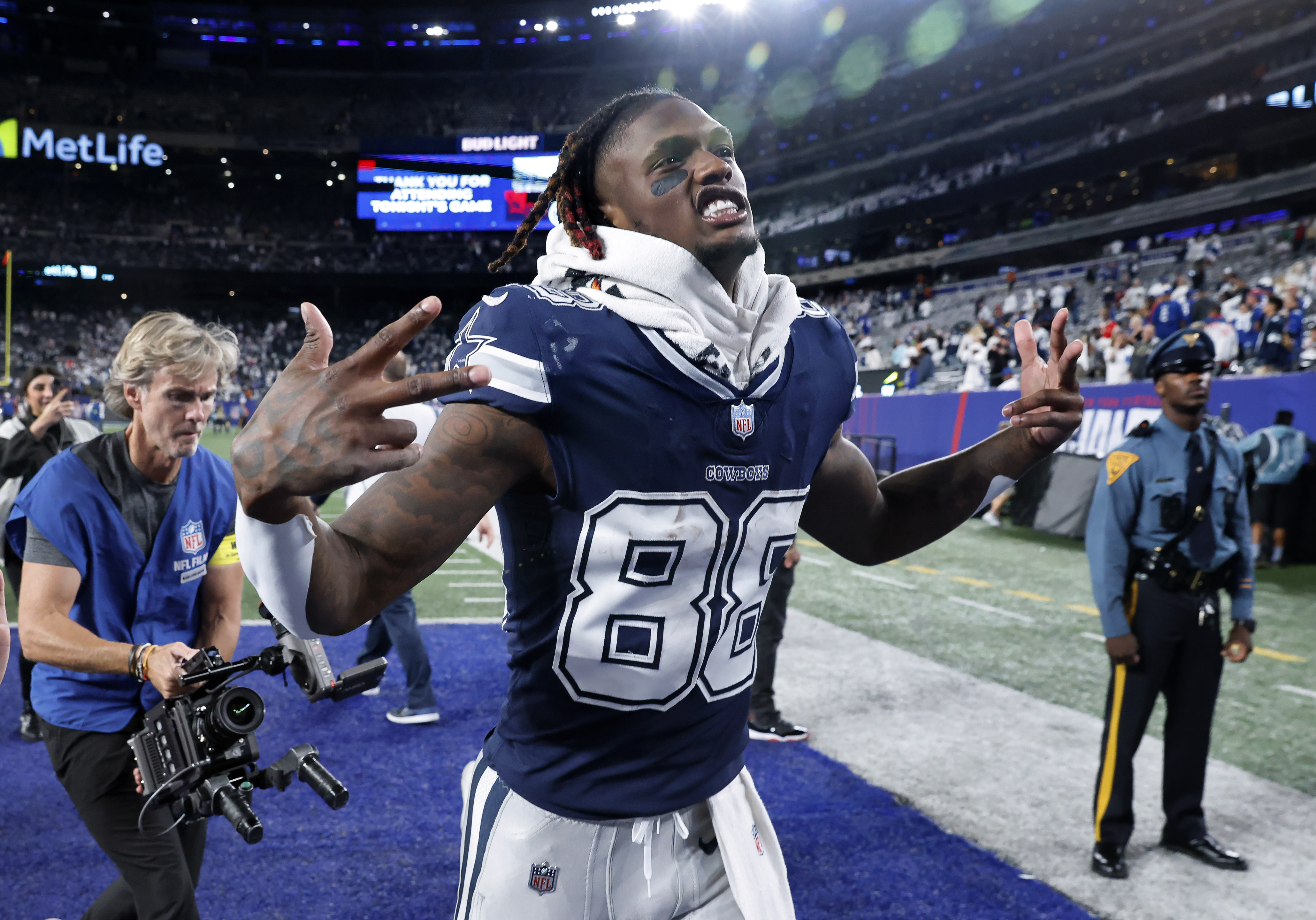 Grading the Cowboys: Dallas turns in awful post-bye performance vs