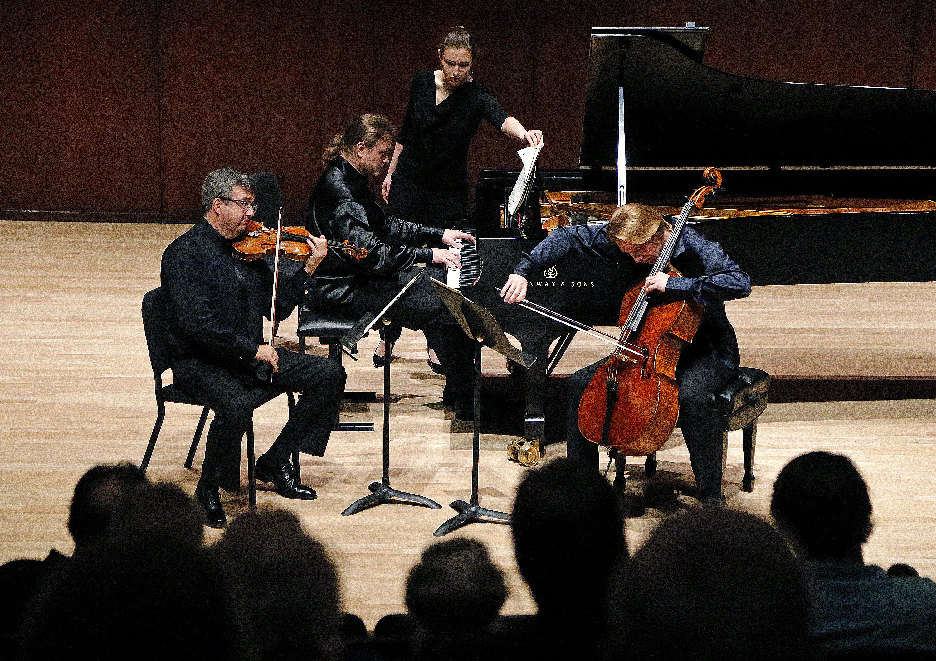 Beyond Compliance to tumor Dallas Chamber Music Society presents passionate playing from the Hermitage Piano  Trio