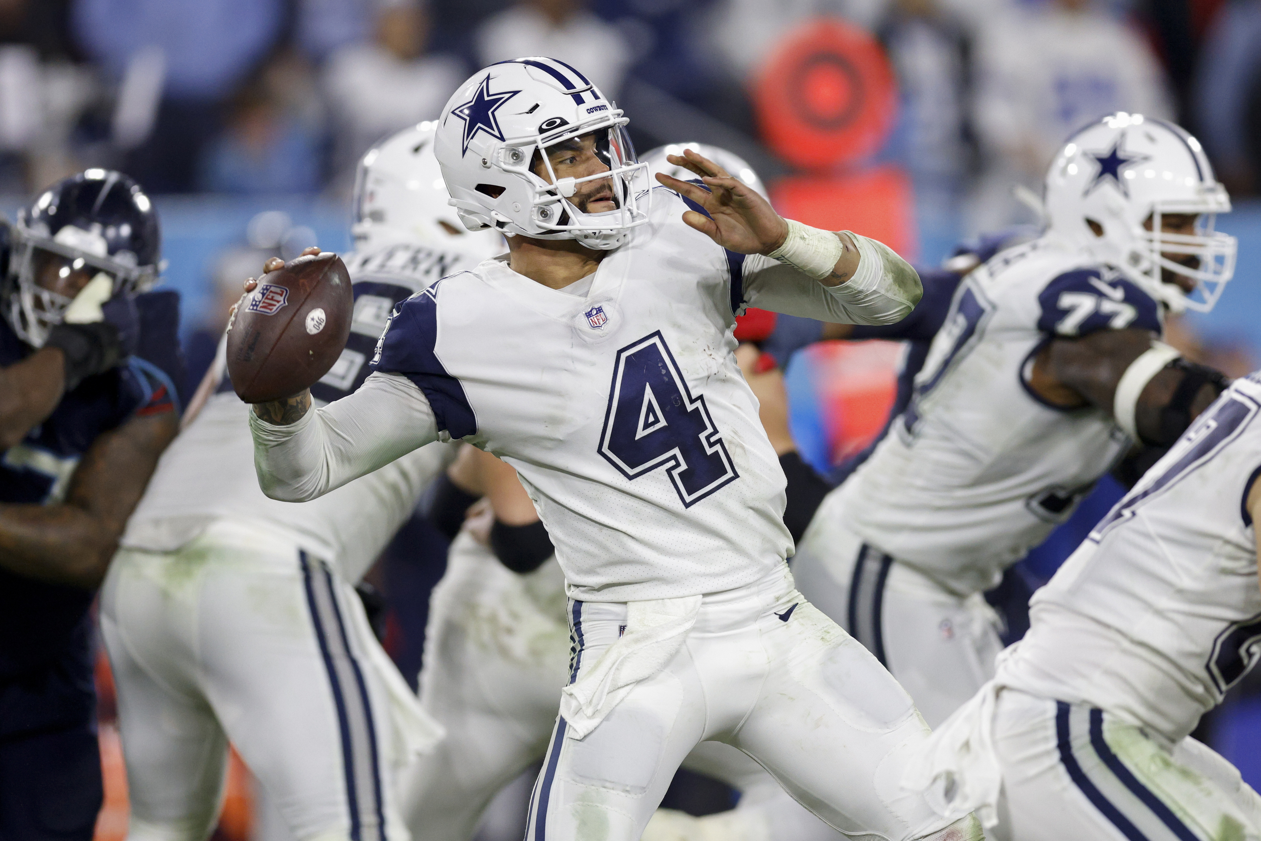 Dallas Cowboys bring back Double-Star look with Color Rush