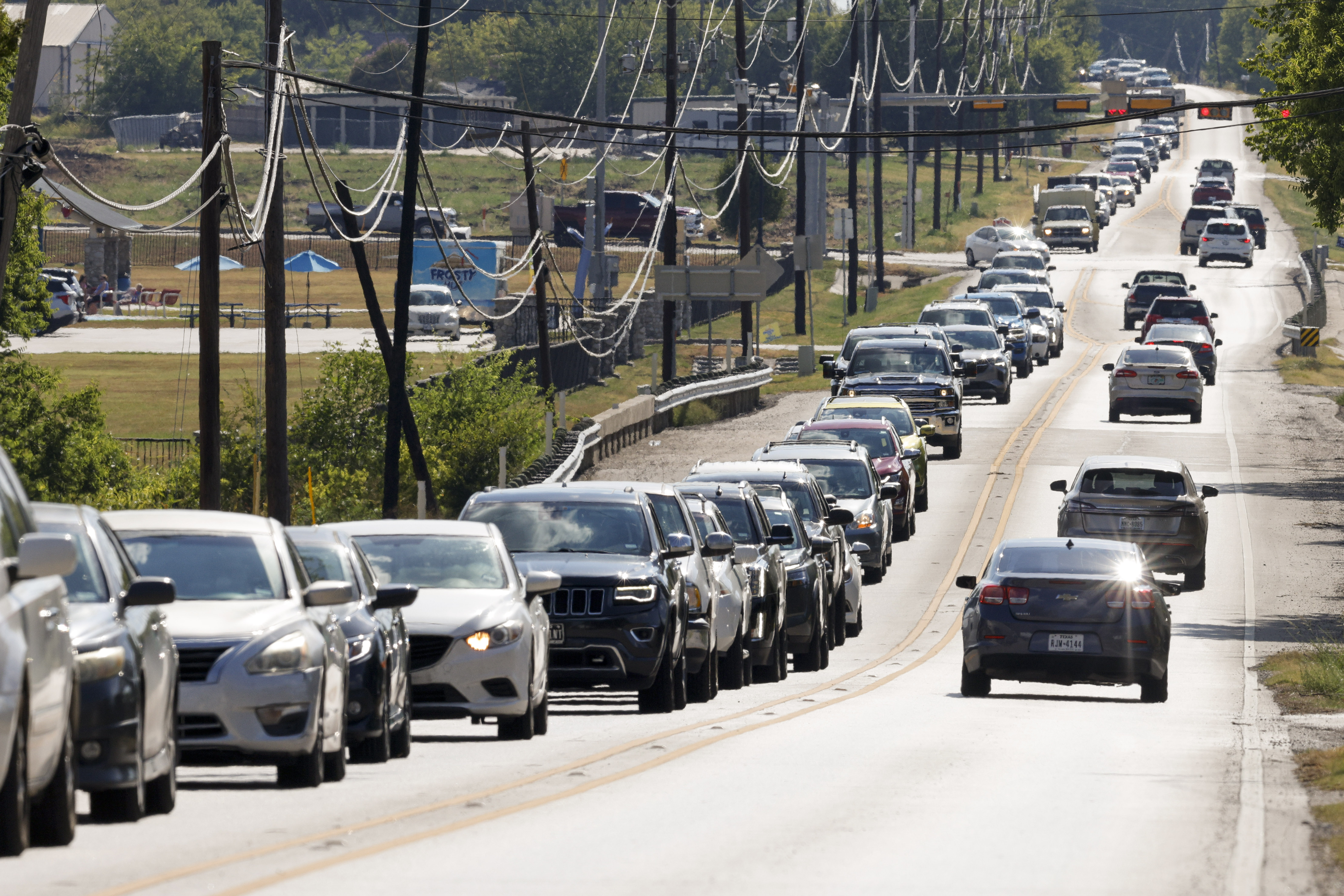Here are the best and worst times for Texas drivers to hit the
