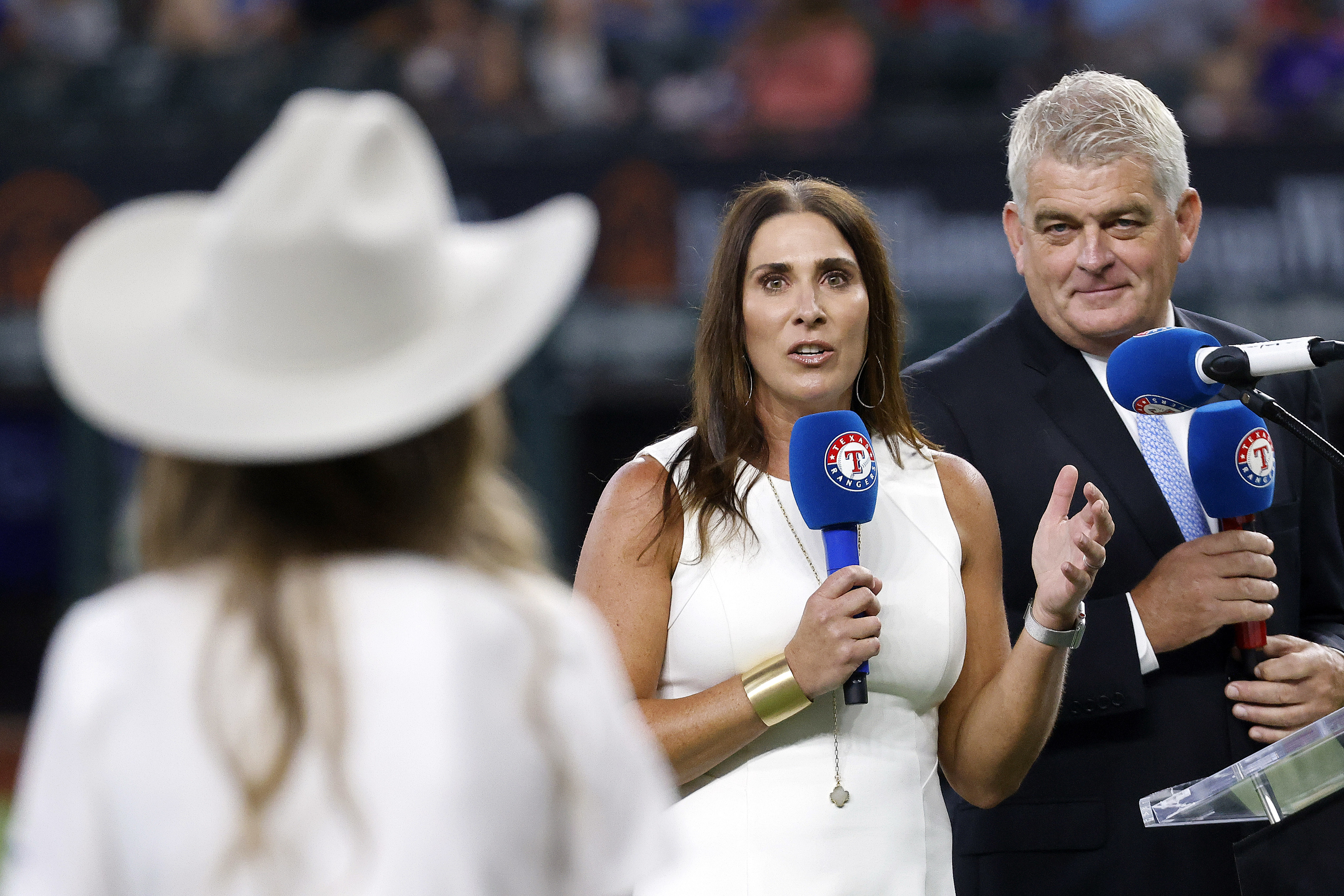 Beltre inducted into Rangers Hall of Fame with PA man Morgan,  KSEE24