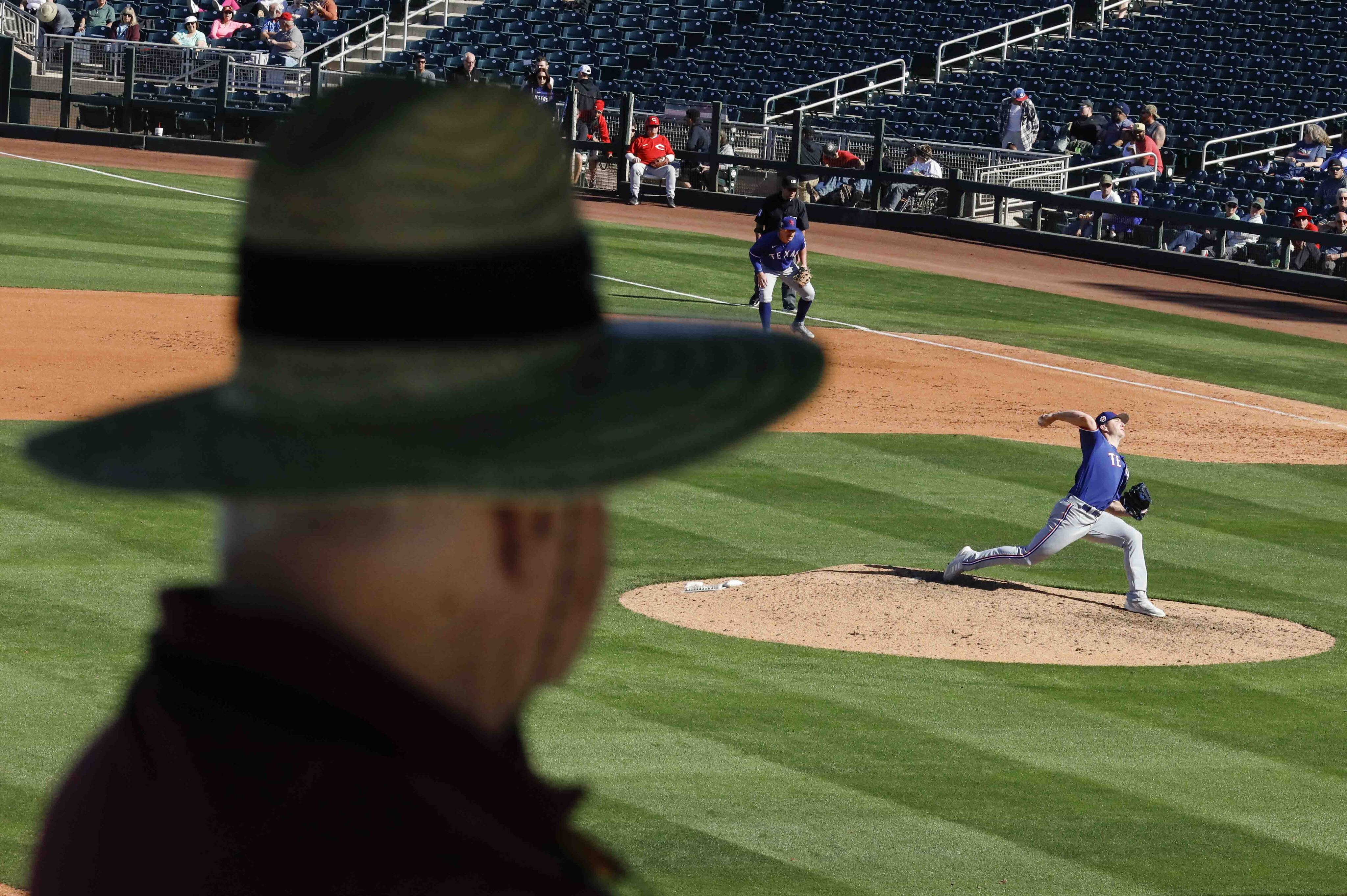 Texas Rangers: Martin Perez turning heads and dropping jaws at the WBC