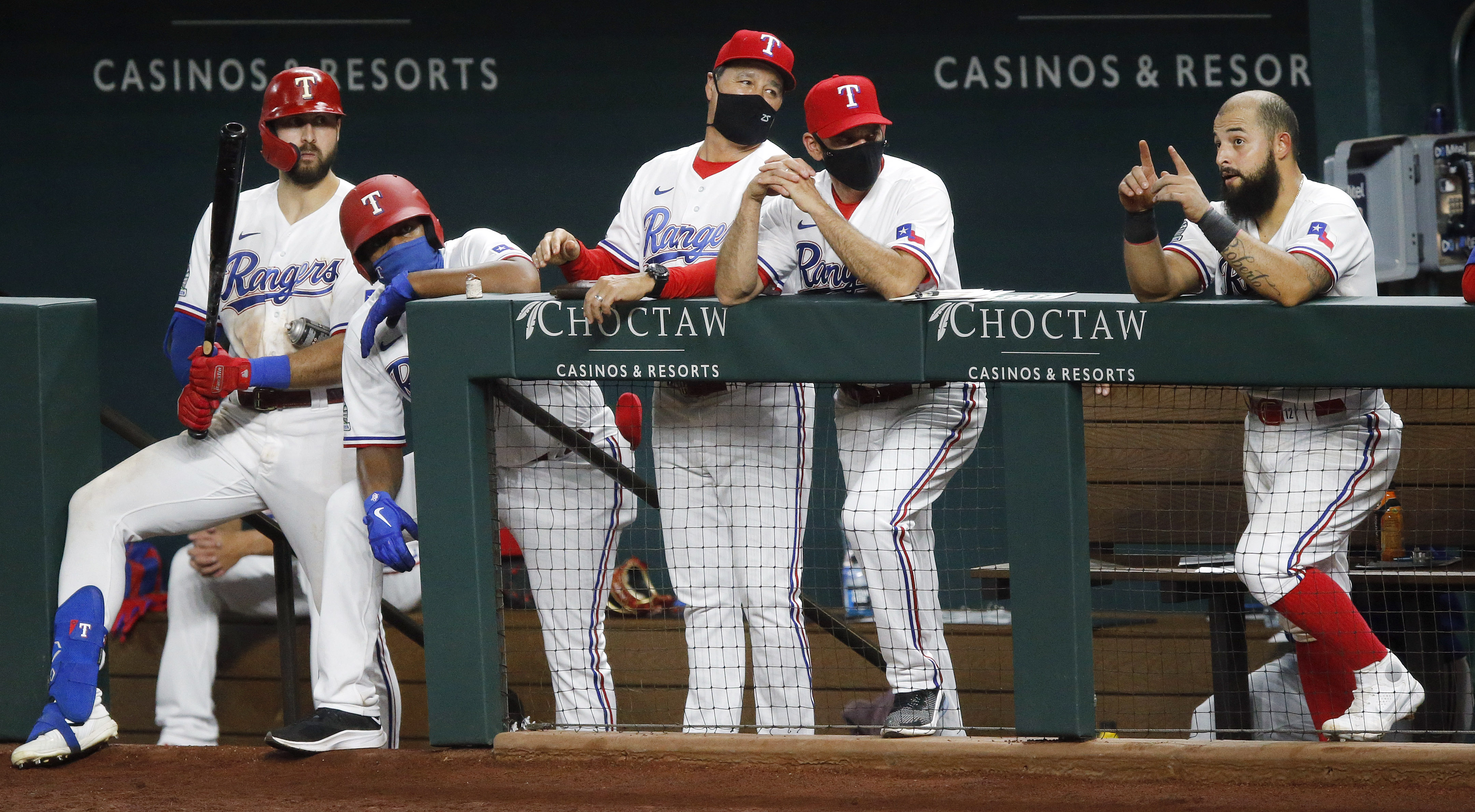 Derek Dietrich Details Signing with Texas & Reacts to Epic Rangers Debut  vs. Seattle 