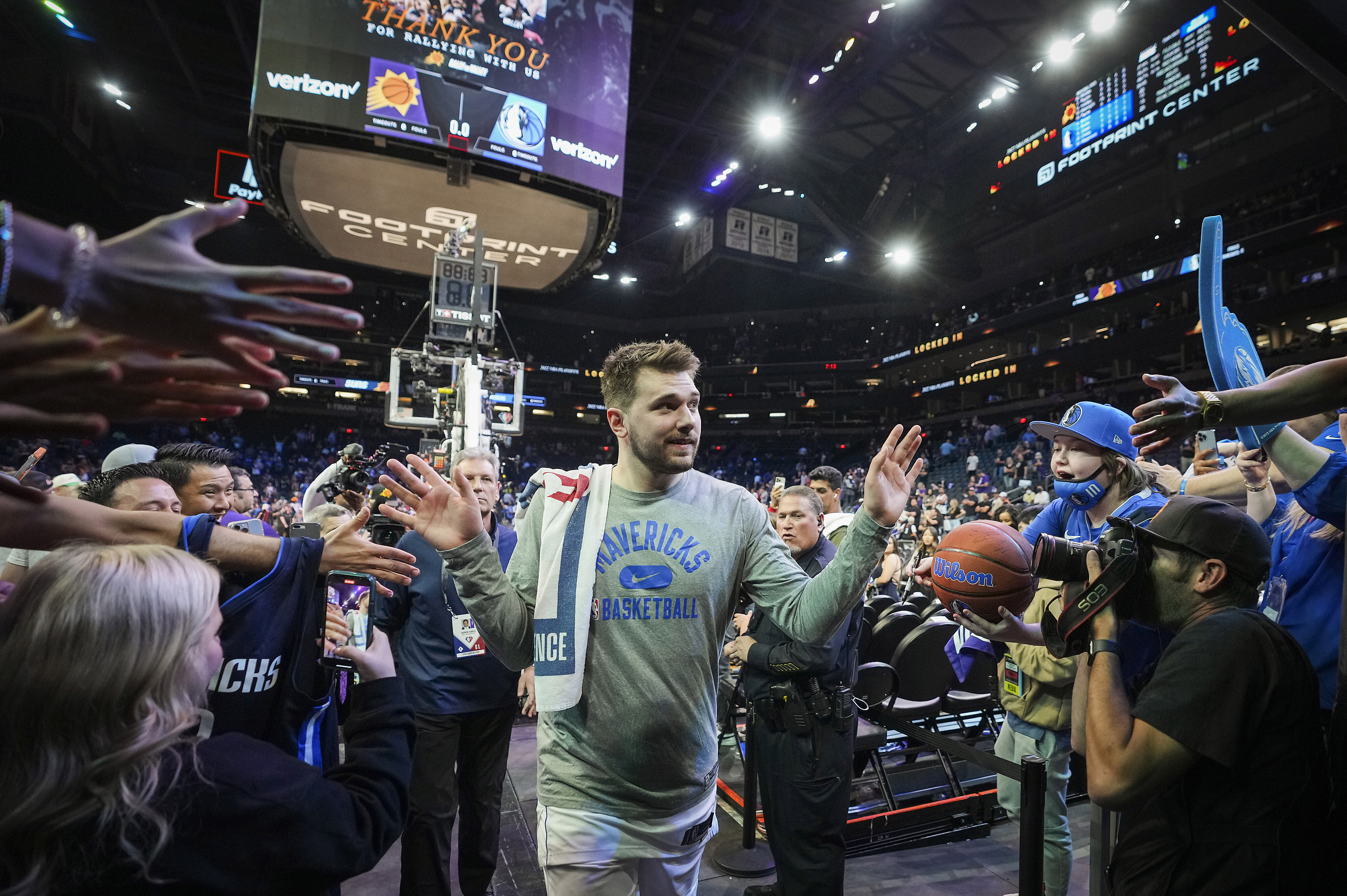 Luka Doncic Doesn't Want To Share 'Superstar Duties' With Kyrie Irving: He  Just Doesn't Know How