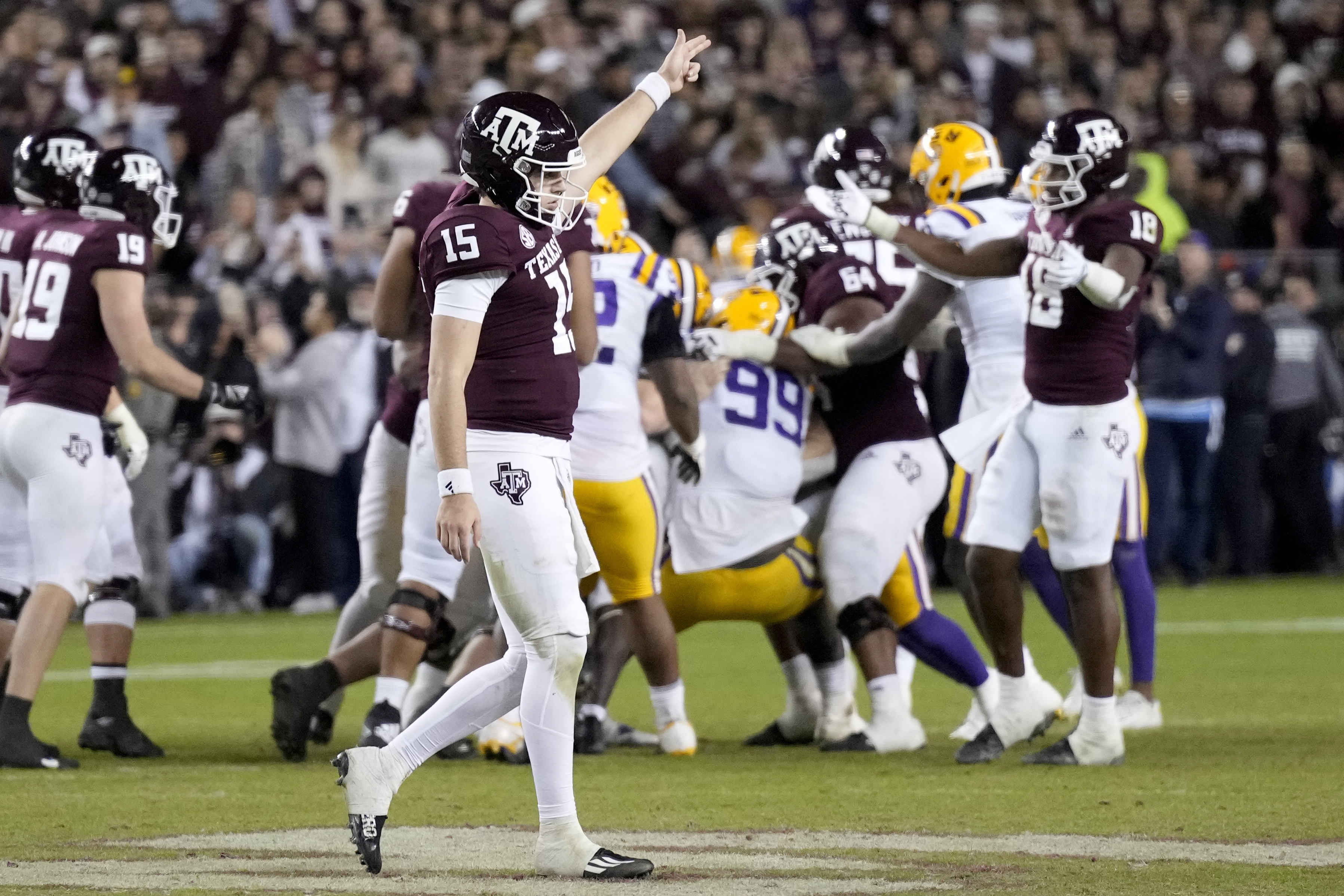 PHOTOS: Texas A&M to debut new uniforms at LSU 