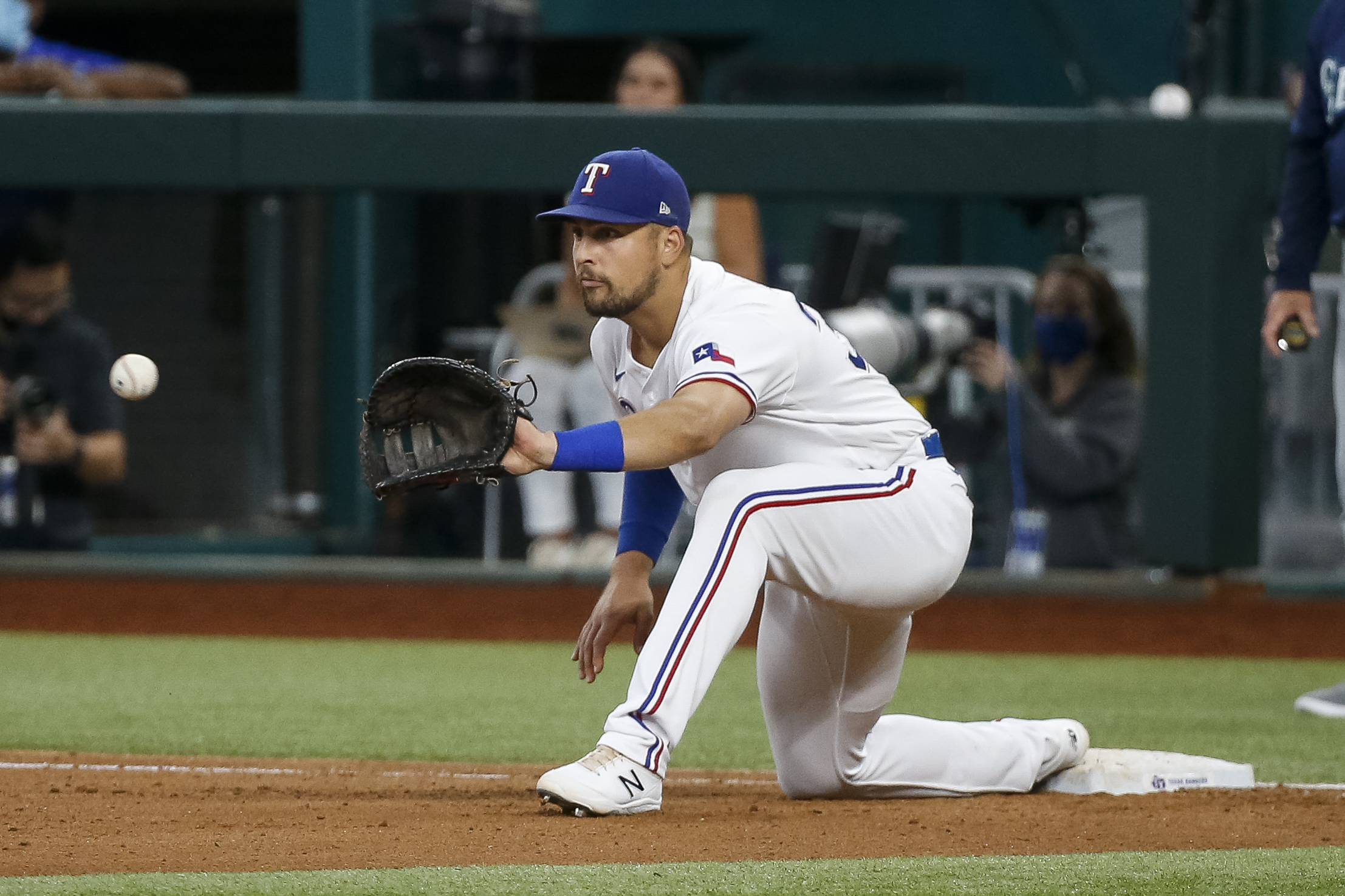 Rangers' Nathaniel Lowe hopes brotherly assist can provide solutions for  hitting slump