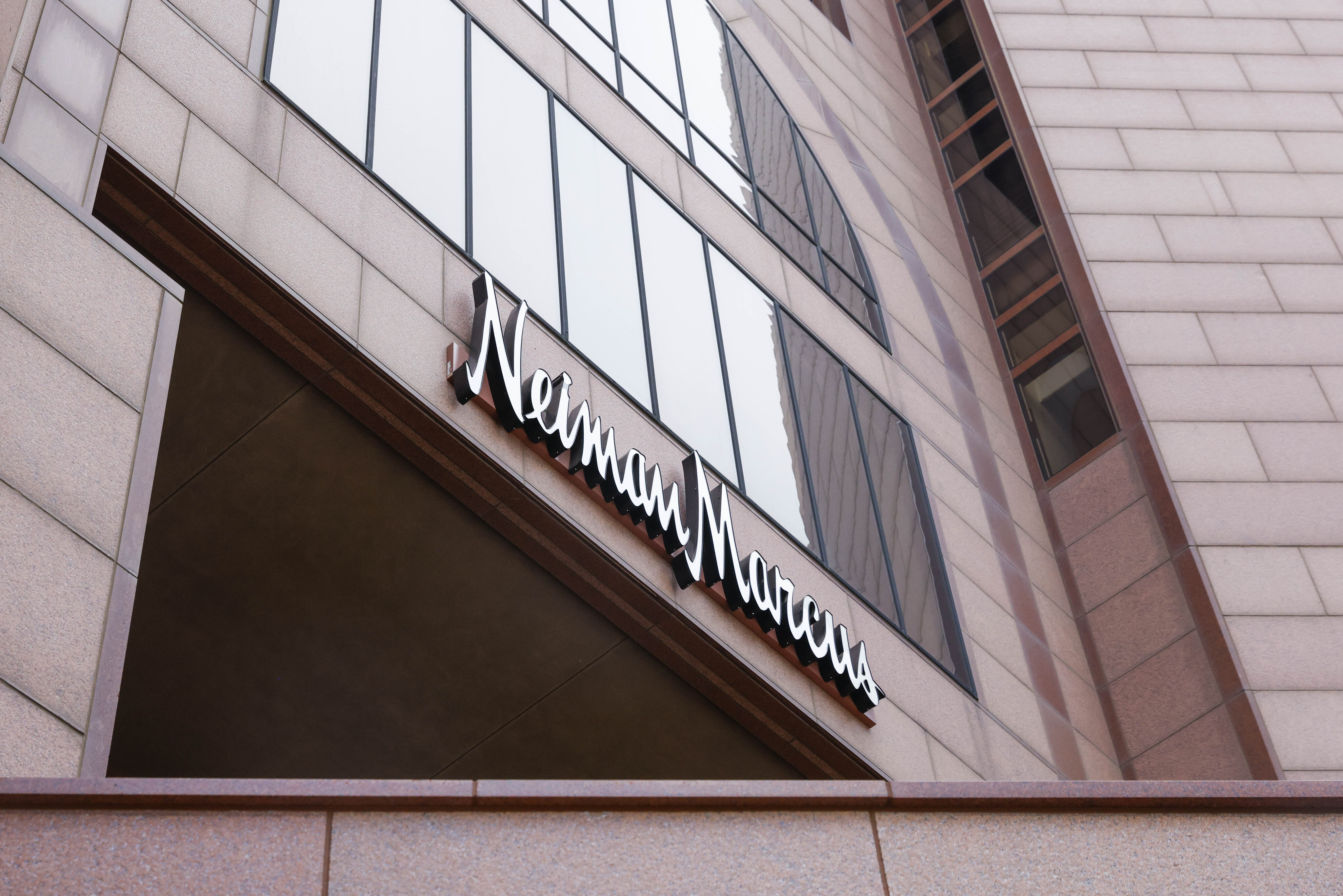 In Department Store News, Neiman Marcus Sale Called Off
