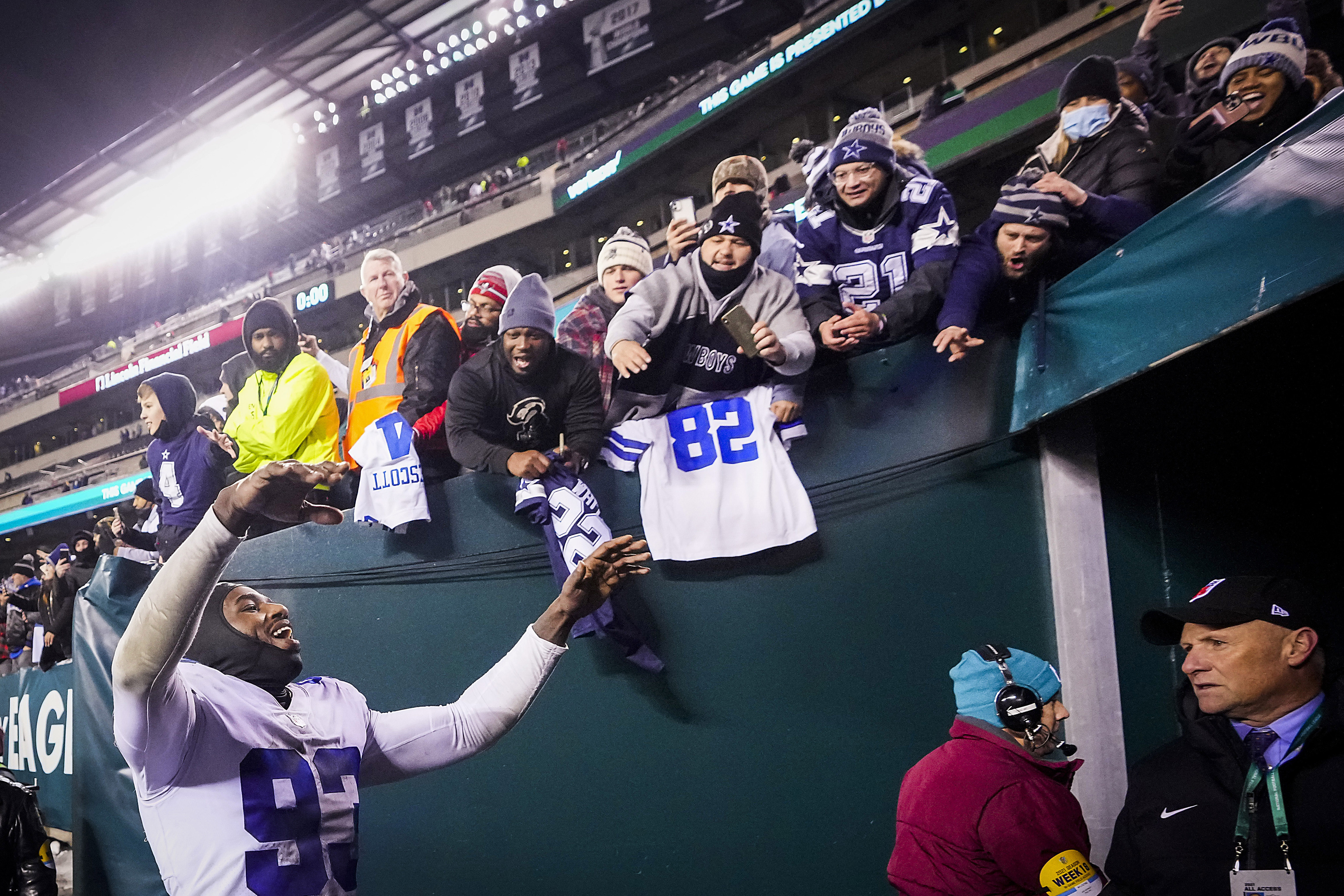 Philadelphia Eagles cornerback Tay Gowan (36) warms up before a