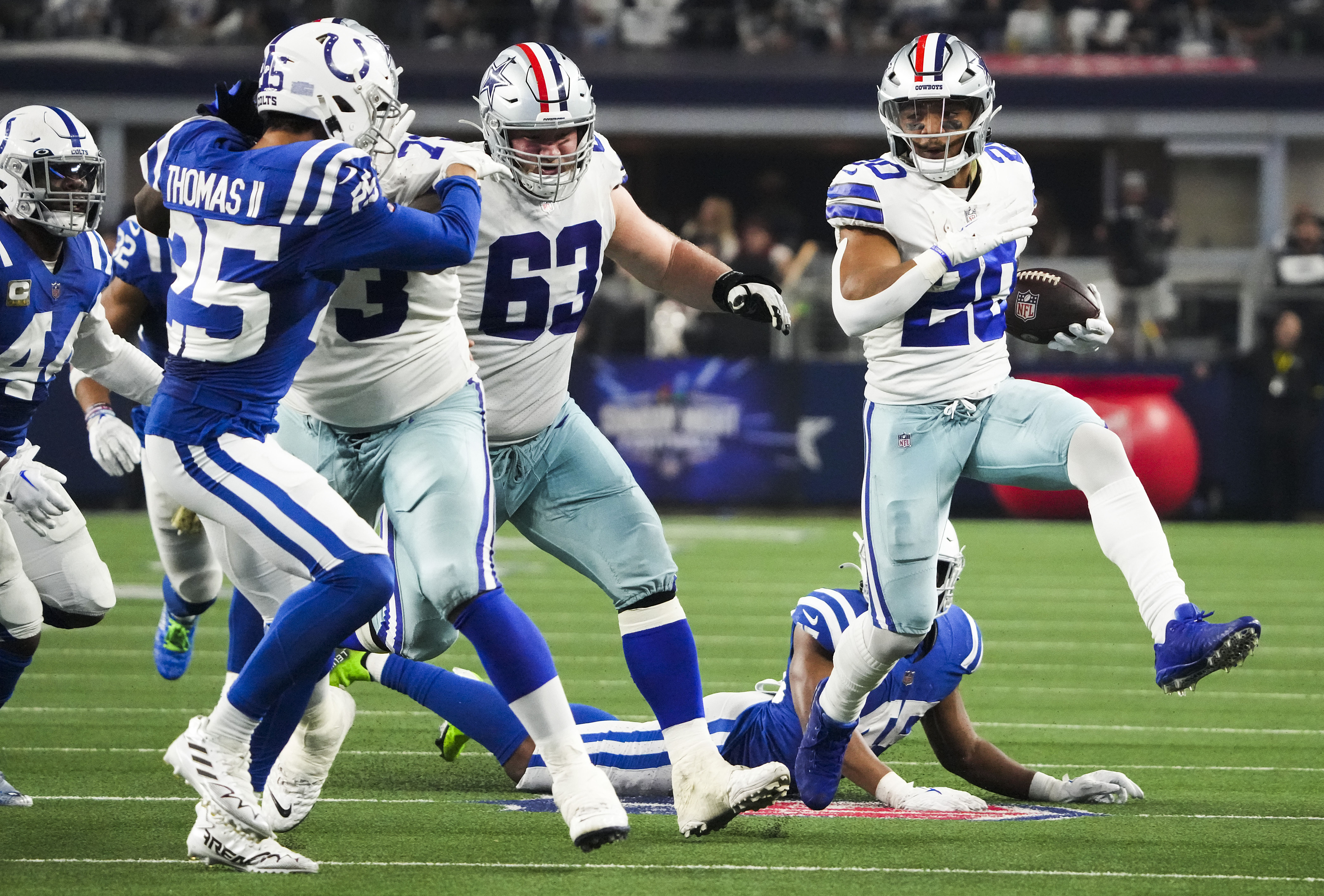 Micah Parsons Scoop and Score Touchdown as Dallas Cowboys are