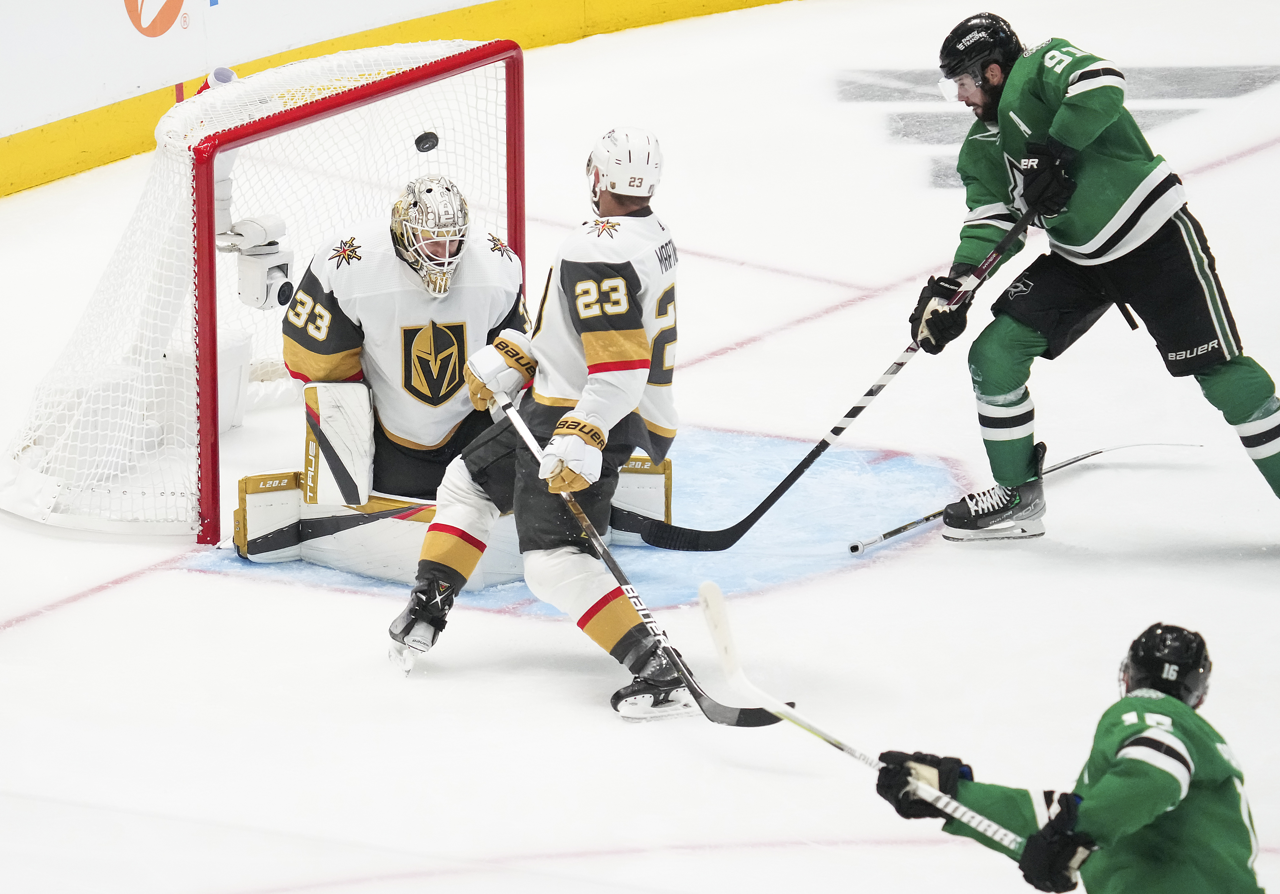 Dallas Stars beat Vegas Golden Knights 3-2 to avoid West sweep