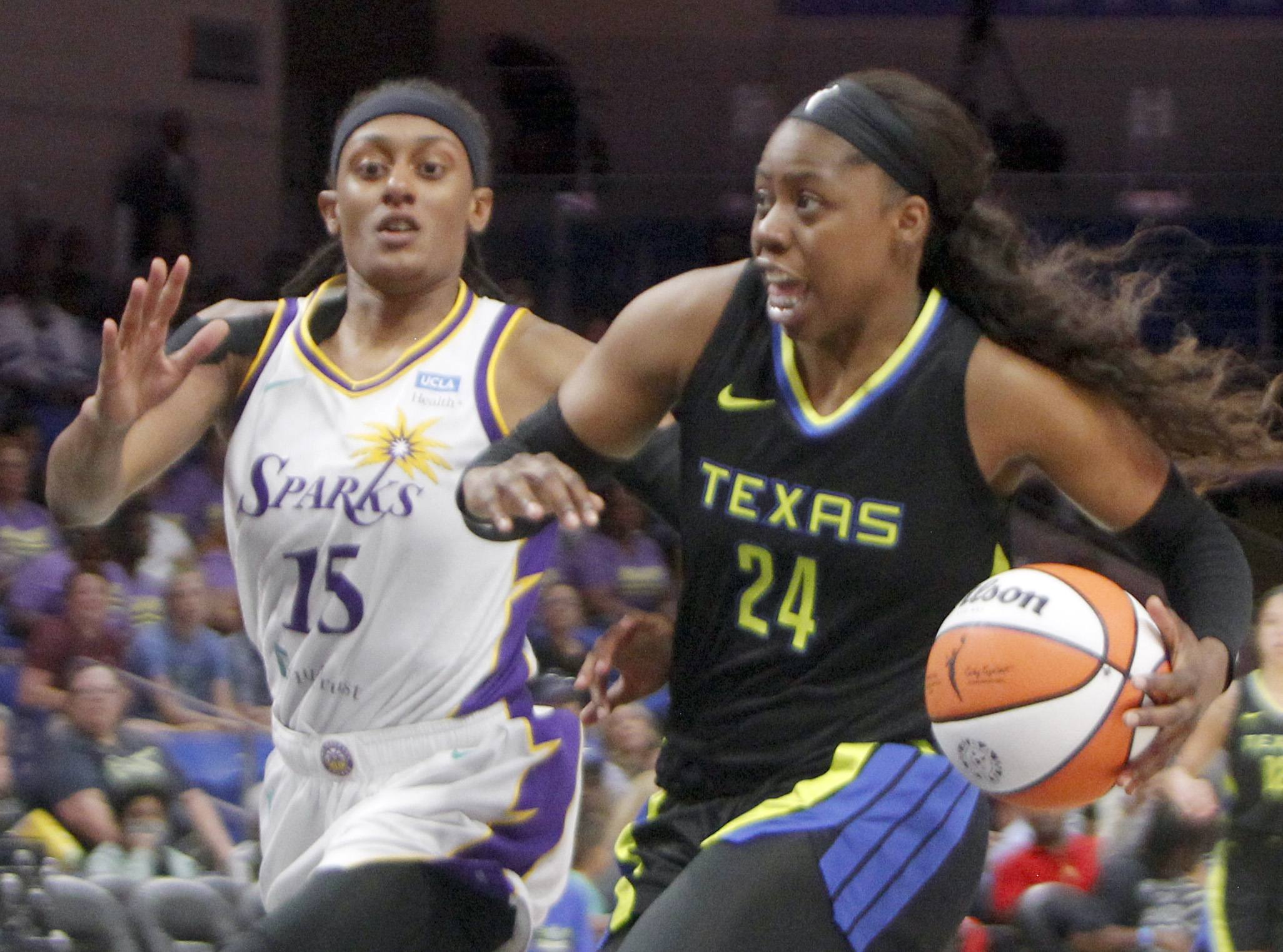 Photos: Dallas Wings forward Kayla Thornton goes for the smooth lay up ...