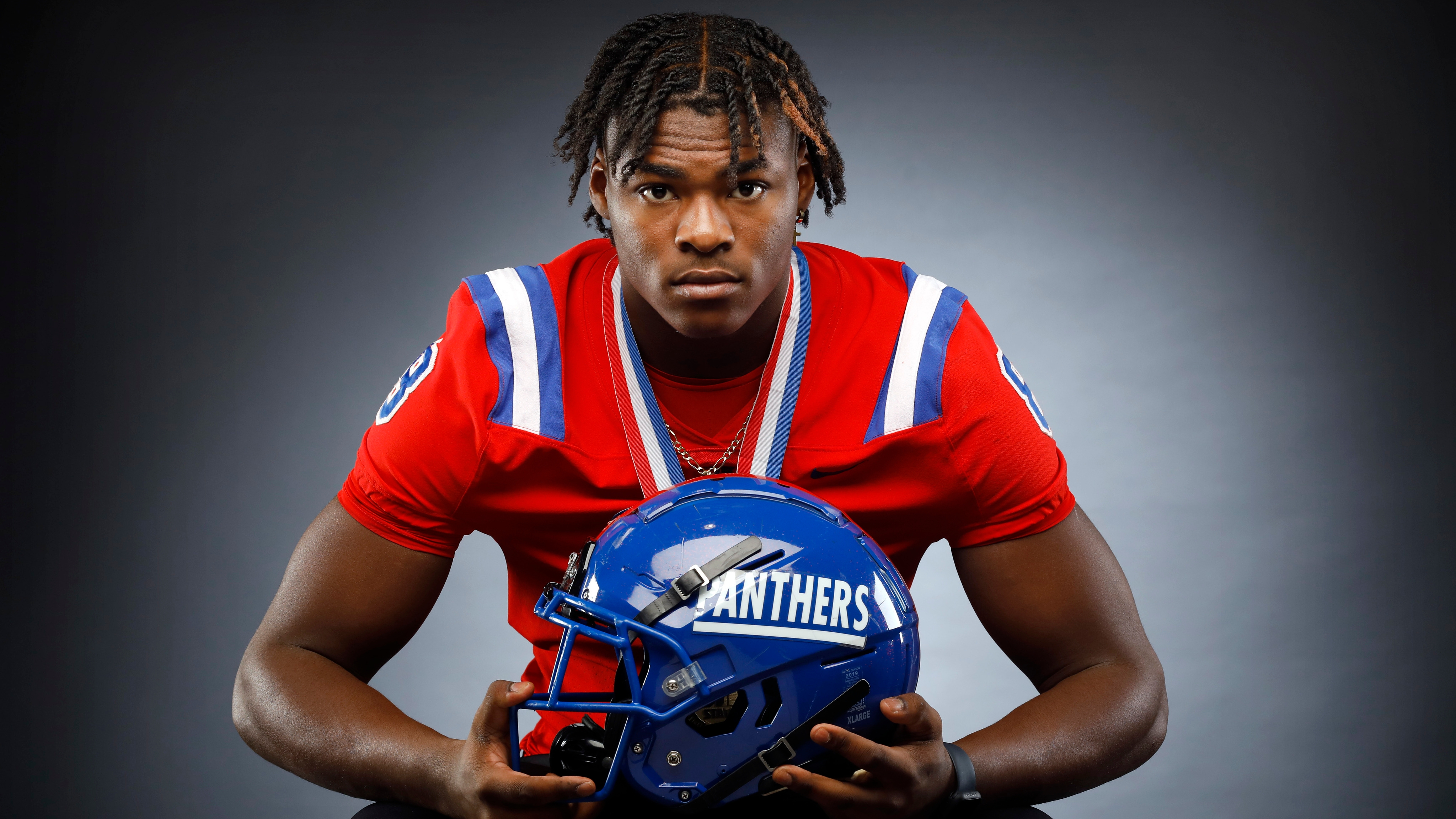 How Duncanville DL Colin Simmons' brother with autism motivates him on and  off the field