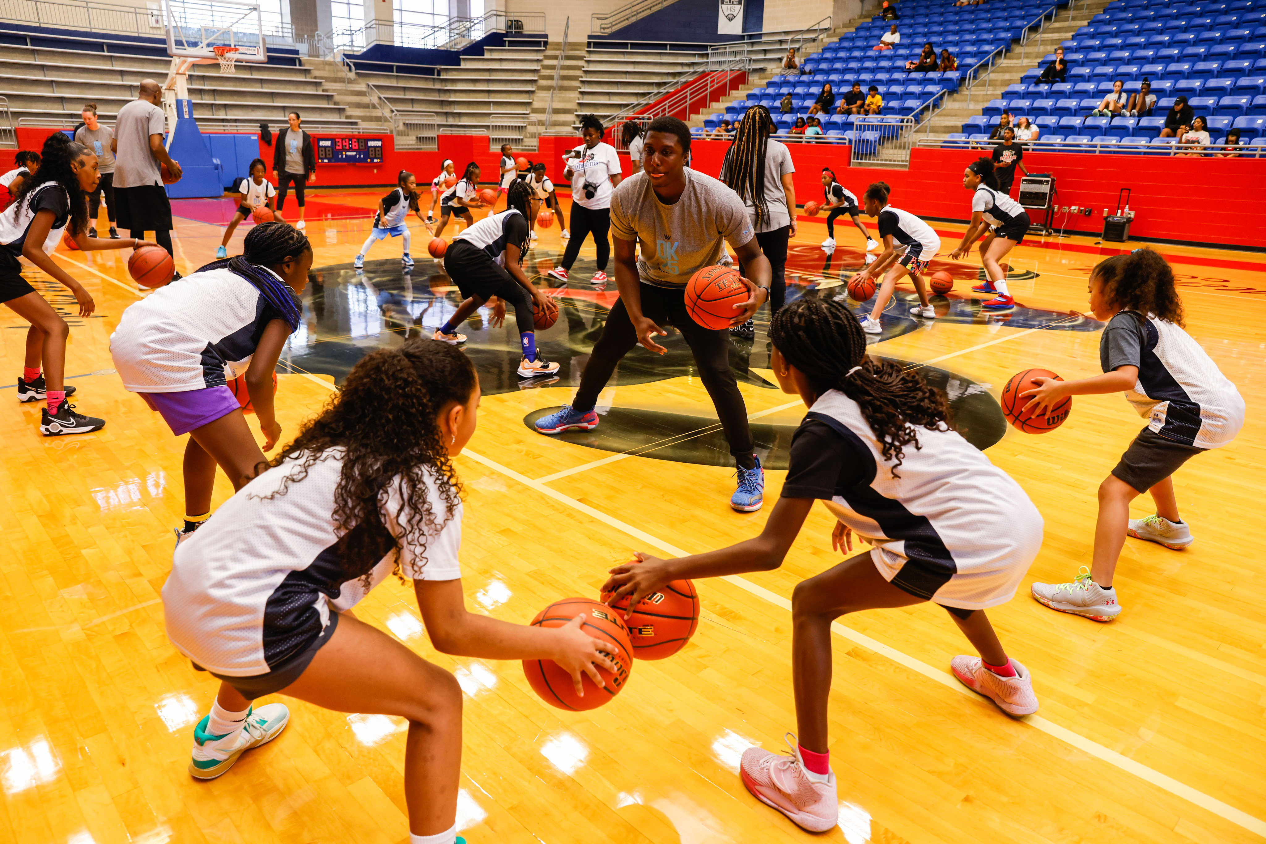 Benched Barrington High School students create youth summer basketball  league - ABC7 Chicago