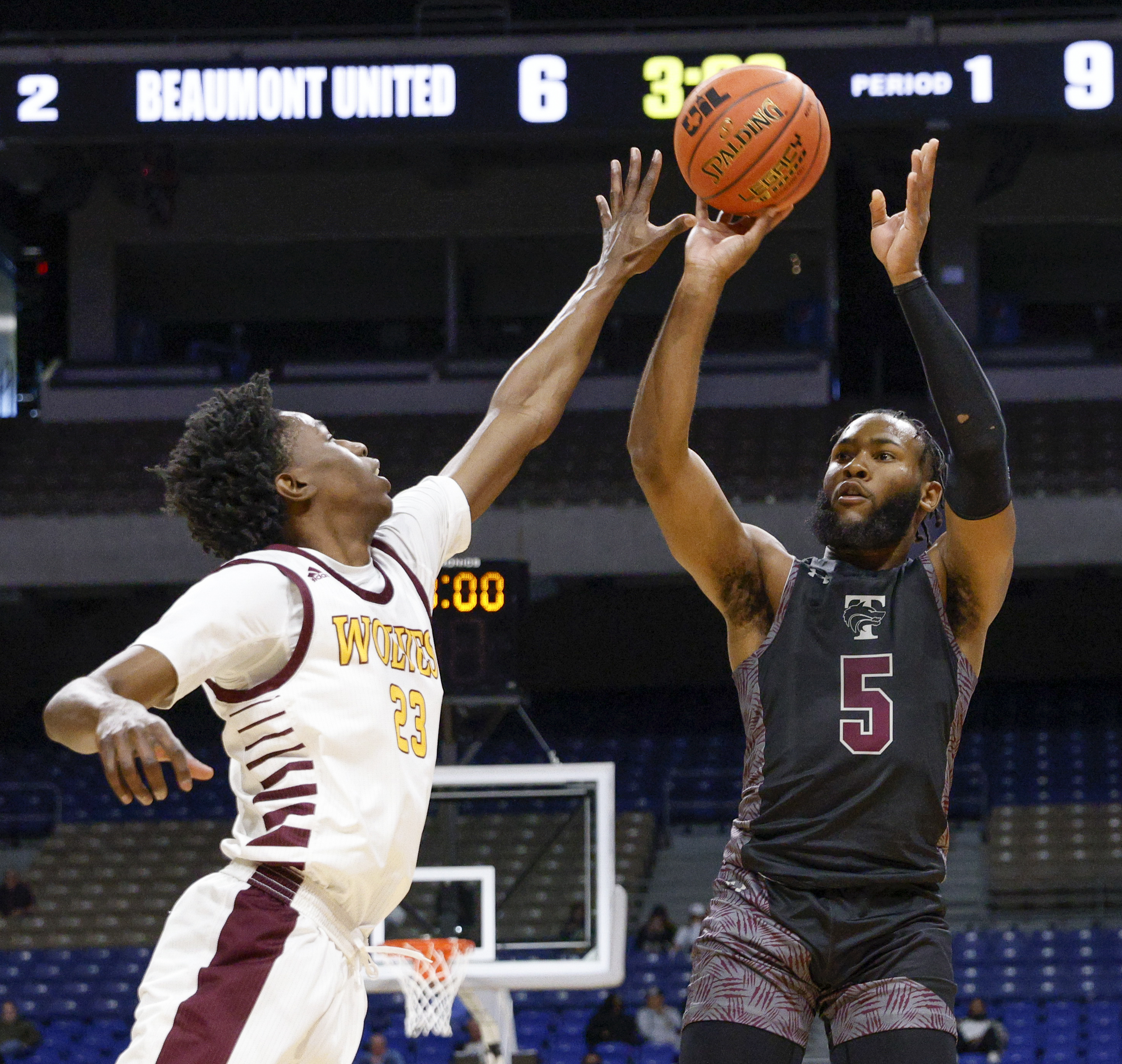 Beaumont United wins second straight 5A title over Mansfield