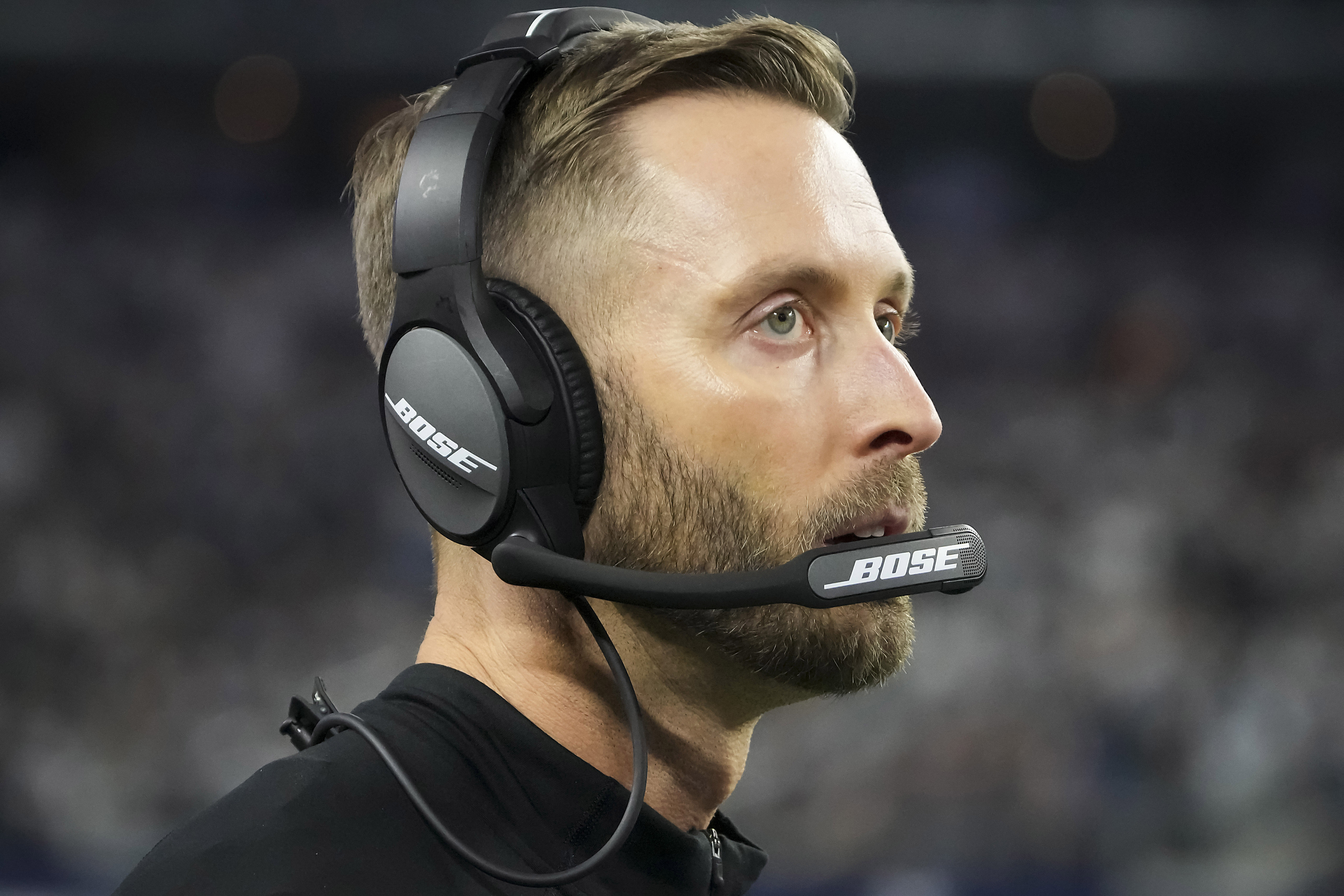 Kliff Kingsbury joins USC staff as senior offensive analyst